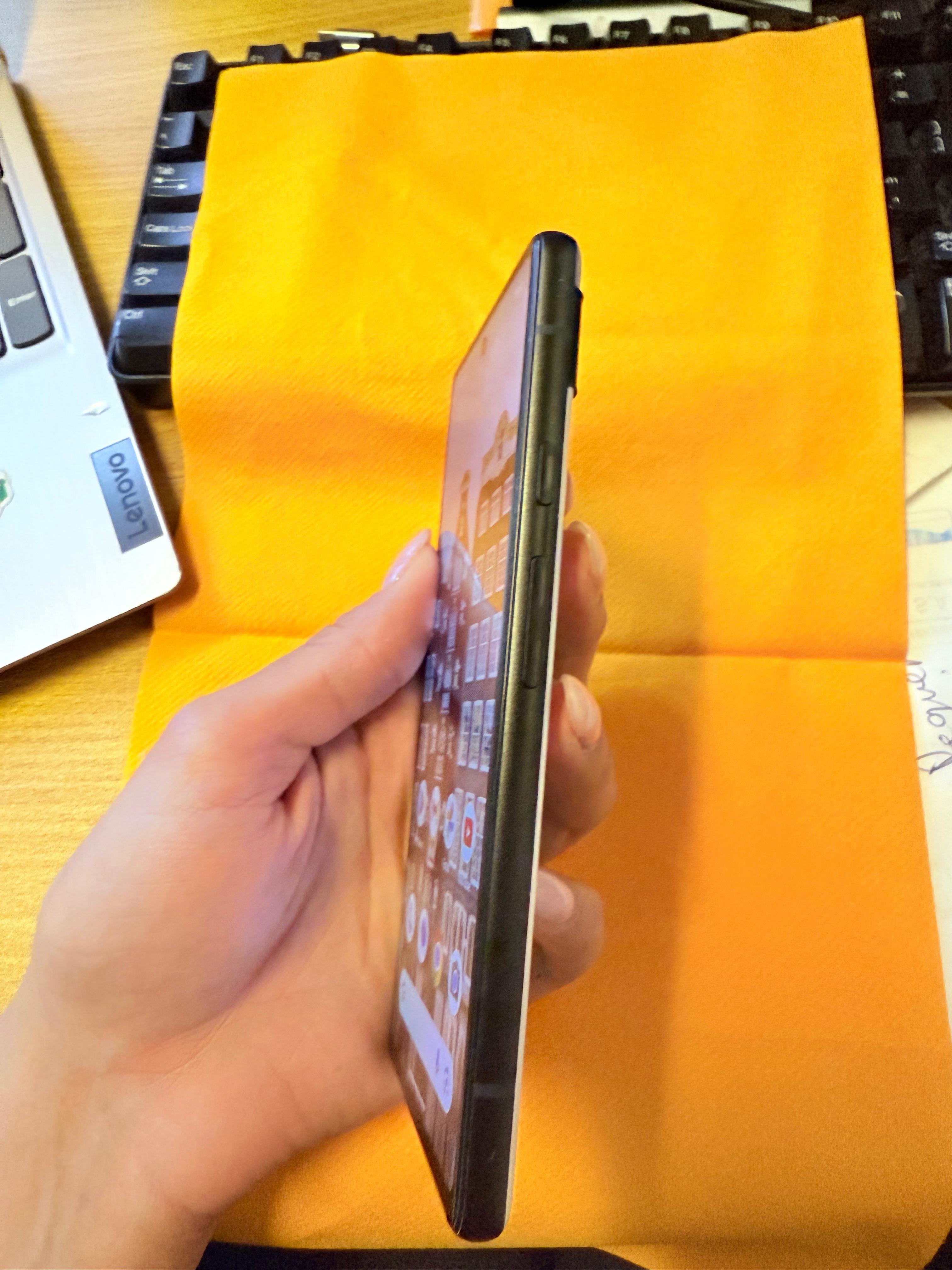 celulares y tabletas - Vendo Google Pixel 6 Semi-Nuevo 128GB 0