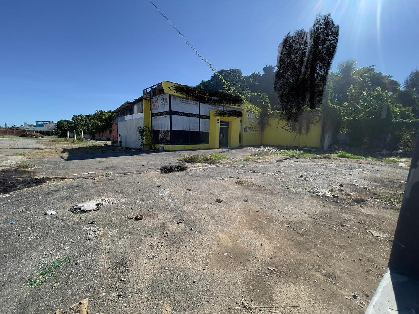 solares y terrenos - se vende o se alquila terreno en autopista san isidro sto domingo este...  7