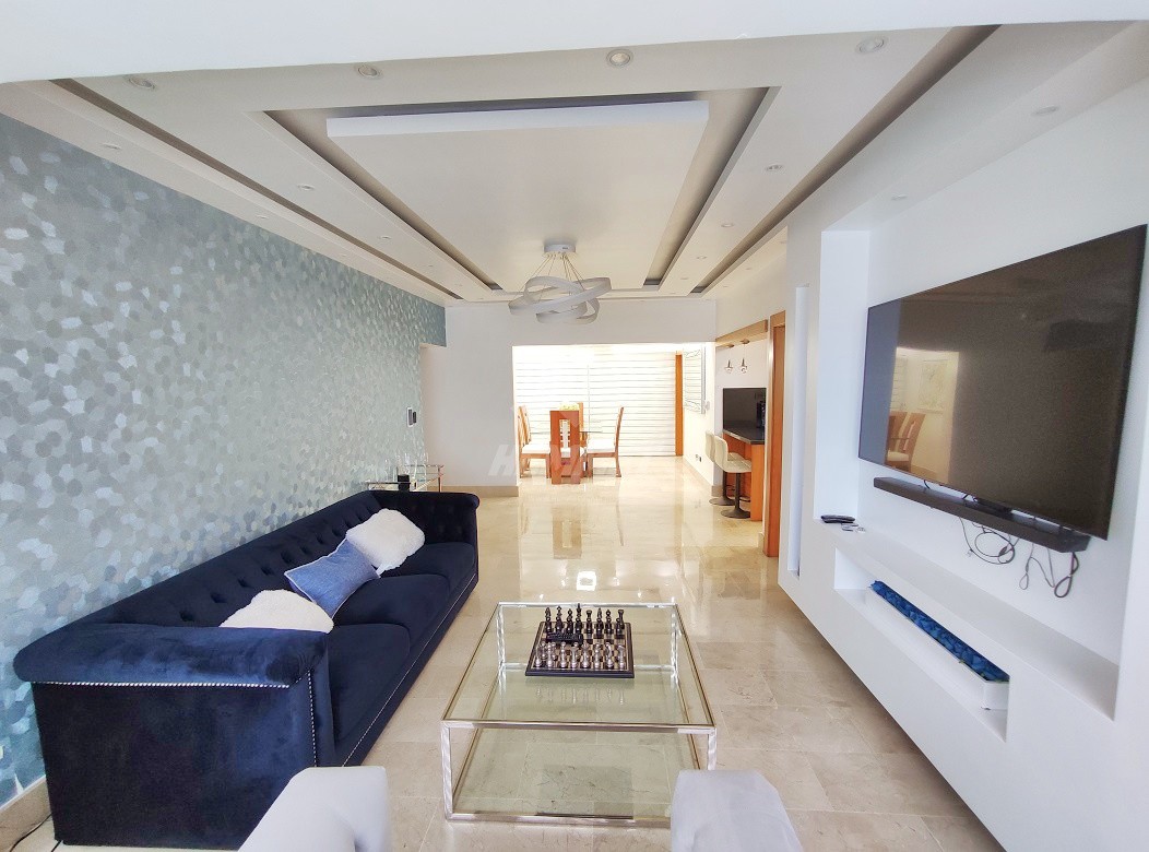 apartamentos - PISO ALTO AMUEBLADO CON TERRAZA PRIVADA Y PISCINA AREA MONUMENTAL SANTIAGO  5