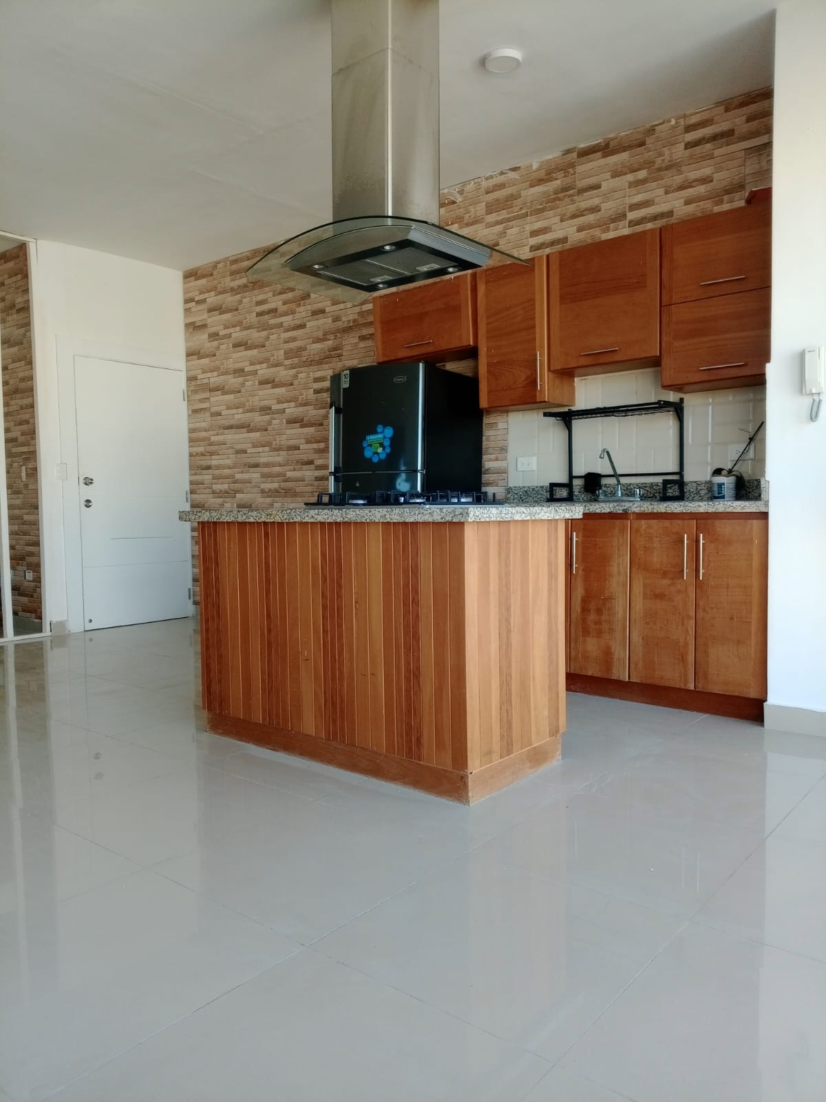 apartamentos - Se Alquila Apartamento Ensanche Quisqueya