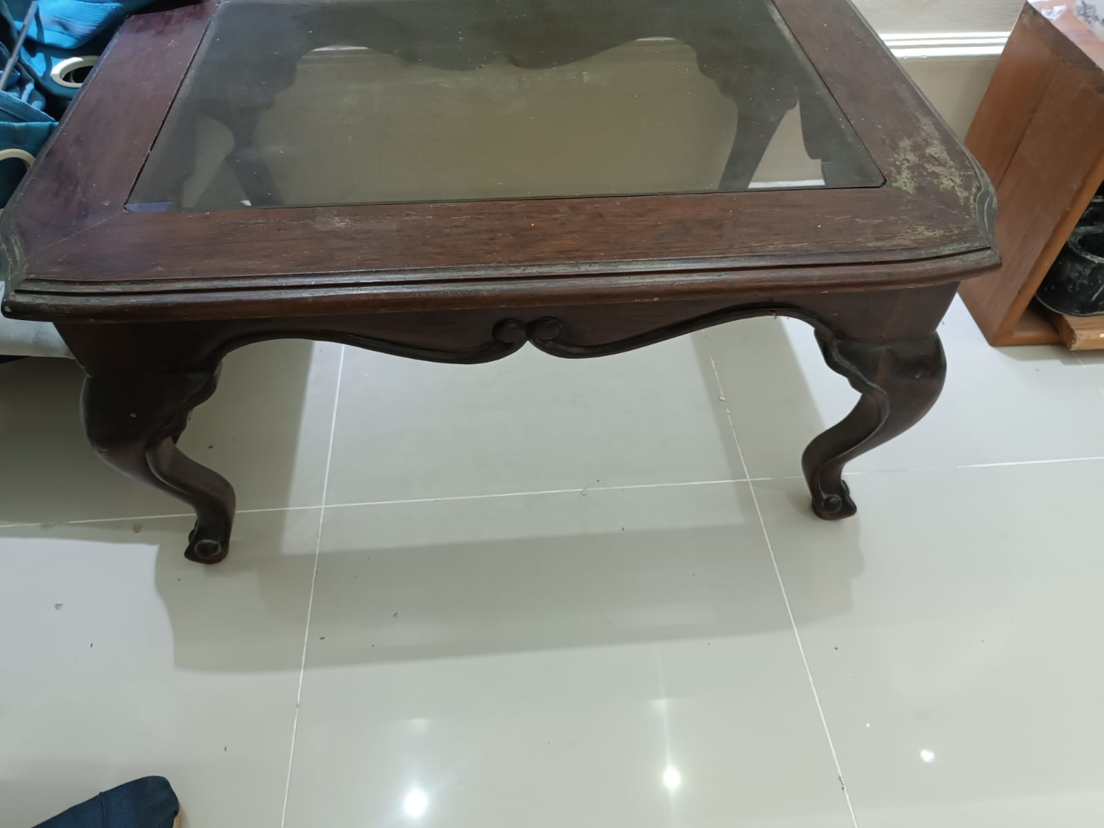 decoración y accesorios - Mesa de centro en caoba 1