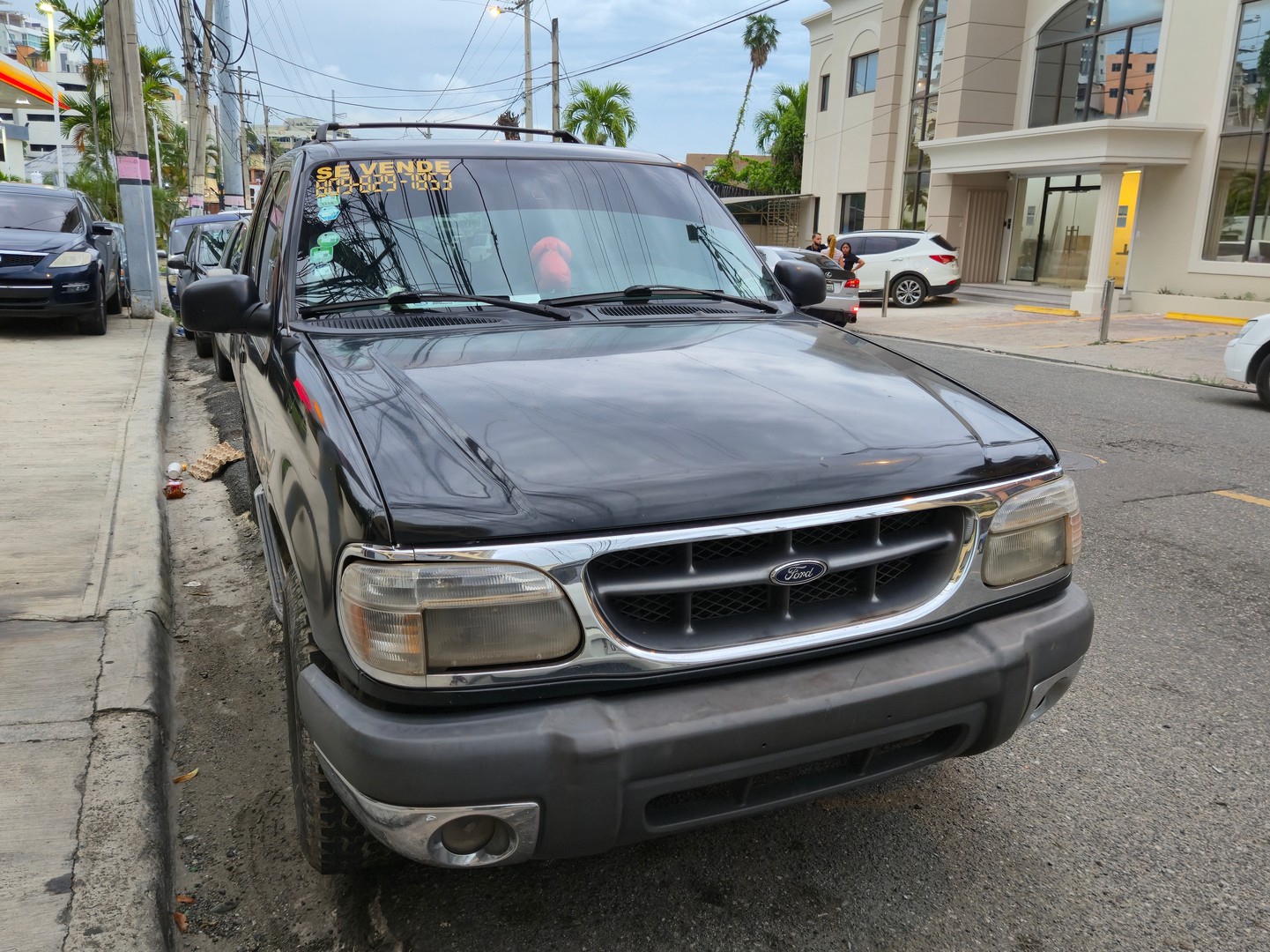 jeepetas y camionetas - Ford Explorer año 2000 XLT 4