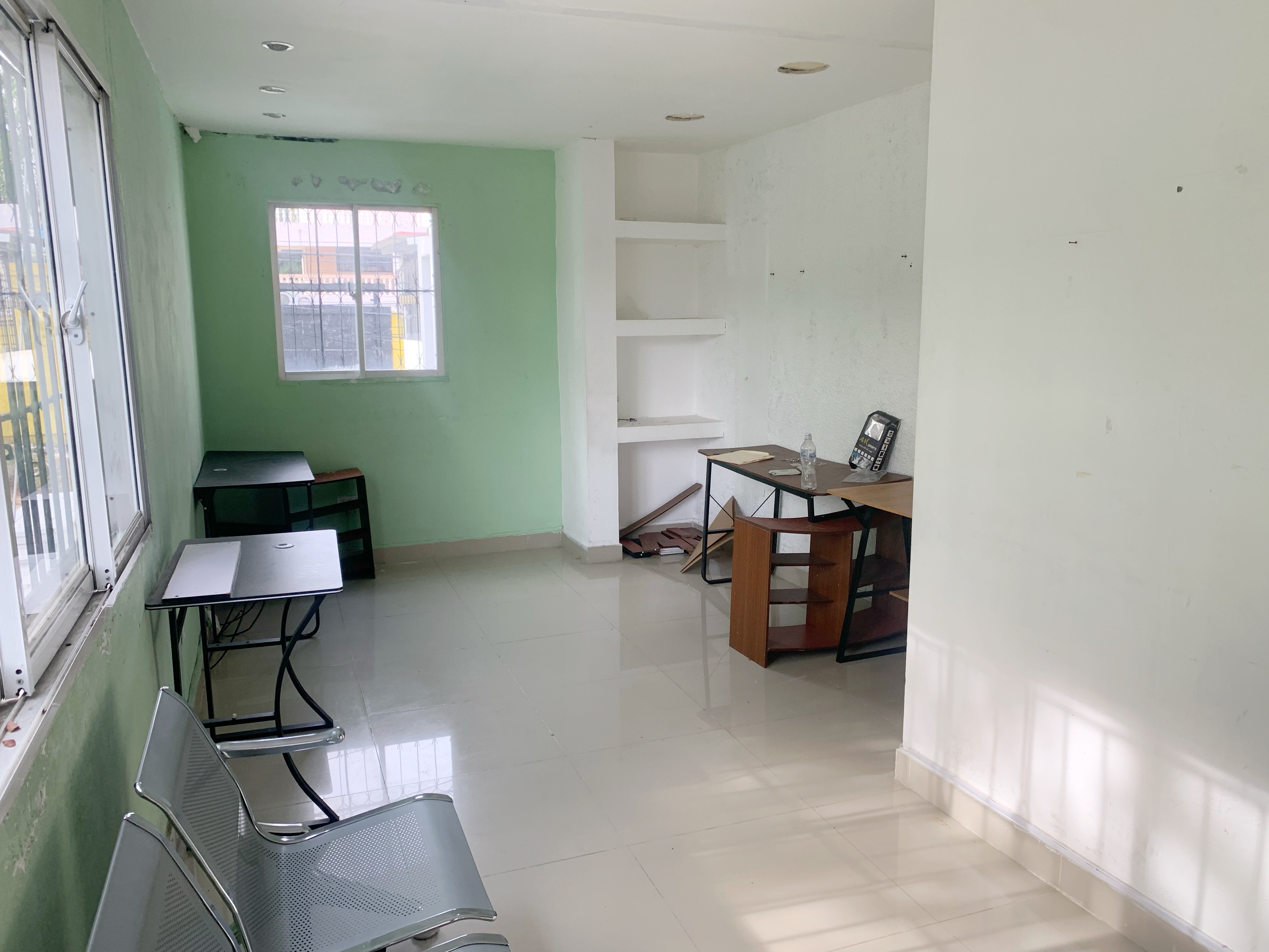 oficinas y locales comerciales - Local céntrico en Bella vista  3
