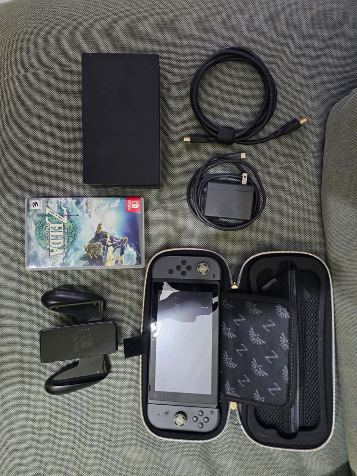 consolas y videojuegos - Nintendo Switch + Zelda Tears of Kingdom 0