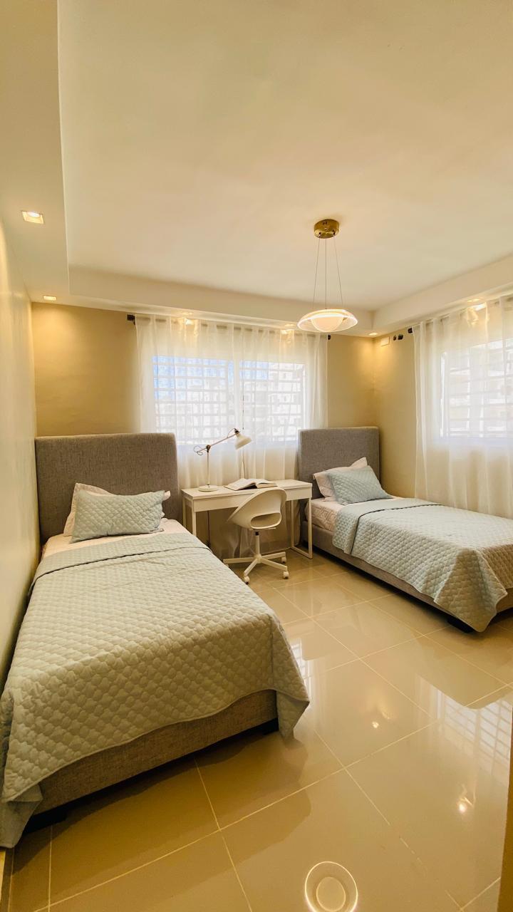 apartamentos - ¡Vendo Hermoso Apartamento en San Isidro! 4