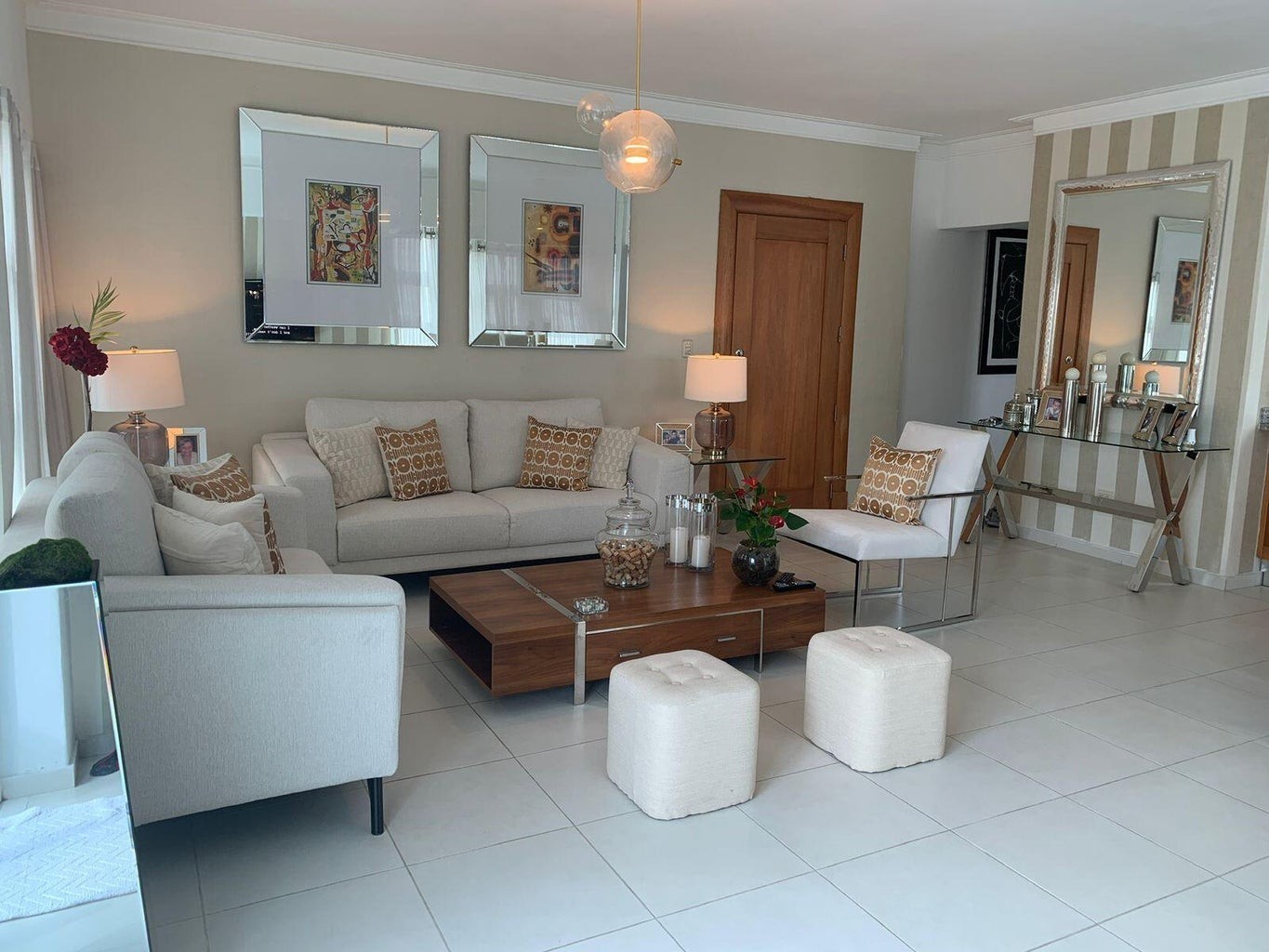 apartamentos - Hermoso Apartamento de 3 habitaciones, 2.5 baños 0