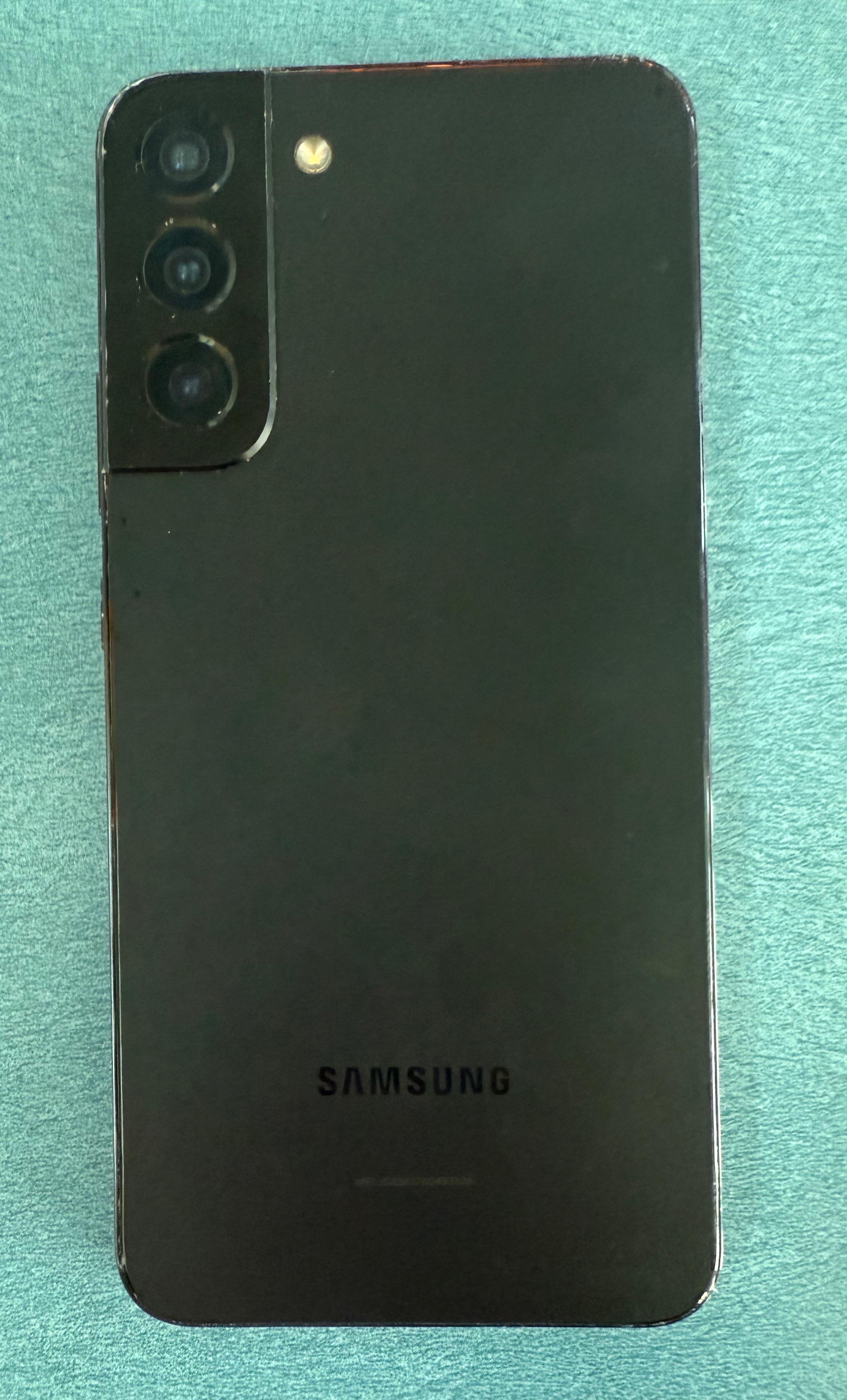 celulares y tabletas - Samsung Galaxy S22 Plus 0