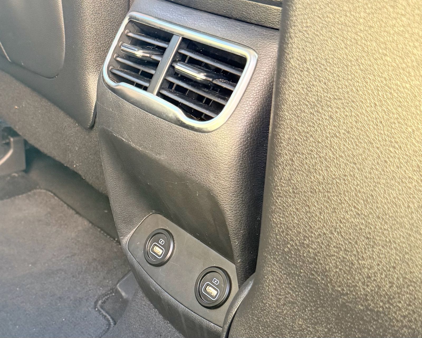 jeepetas y camionetas - HYUNDAI SANTA FE SE 2021 5