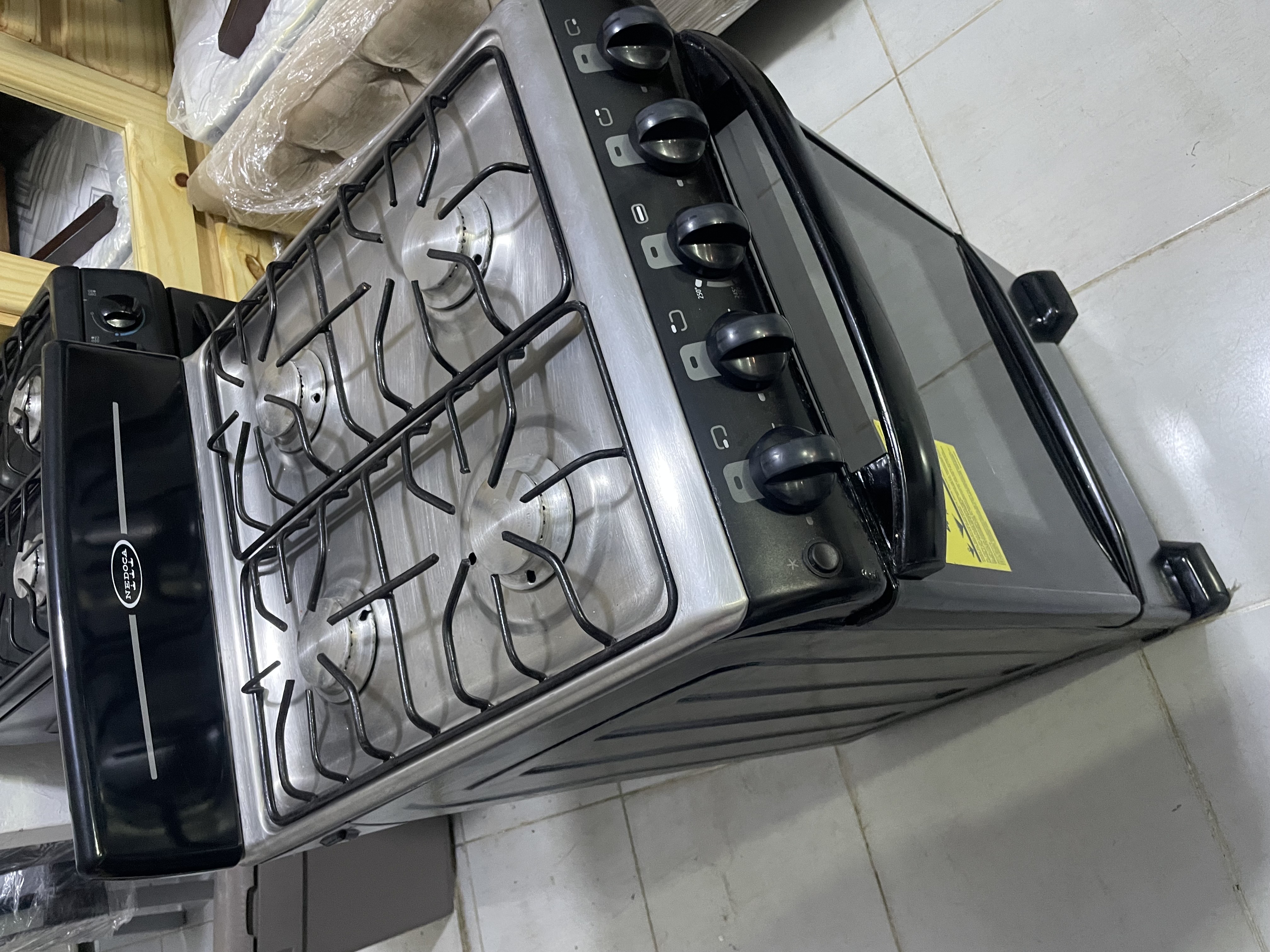 electrodomesticos - Estufa importada semi nueva de 20 pulgadas Nedoca con garantía  2