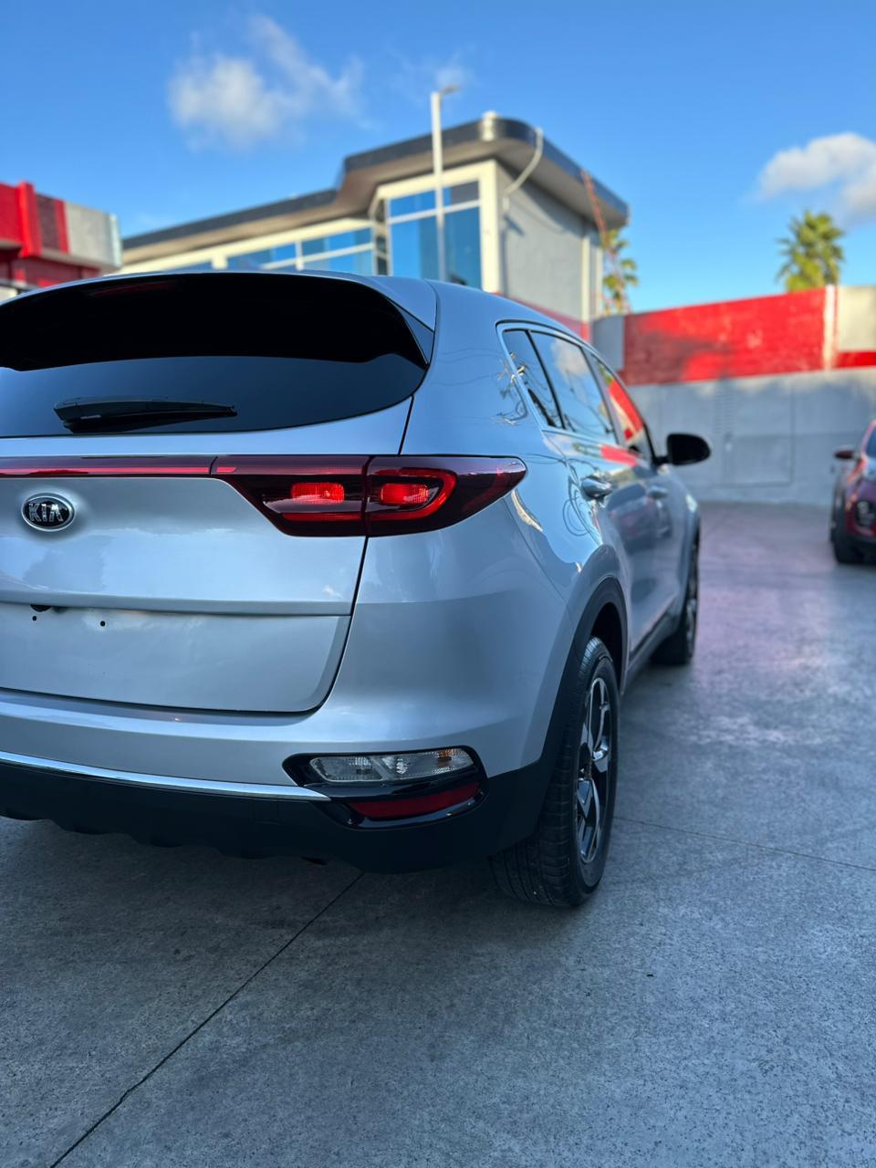 jeepetas y camionetas - Kia Sportage 2021 LX 3