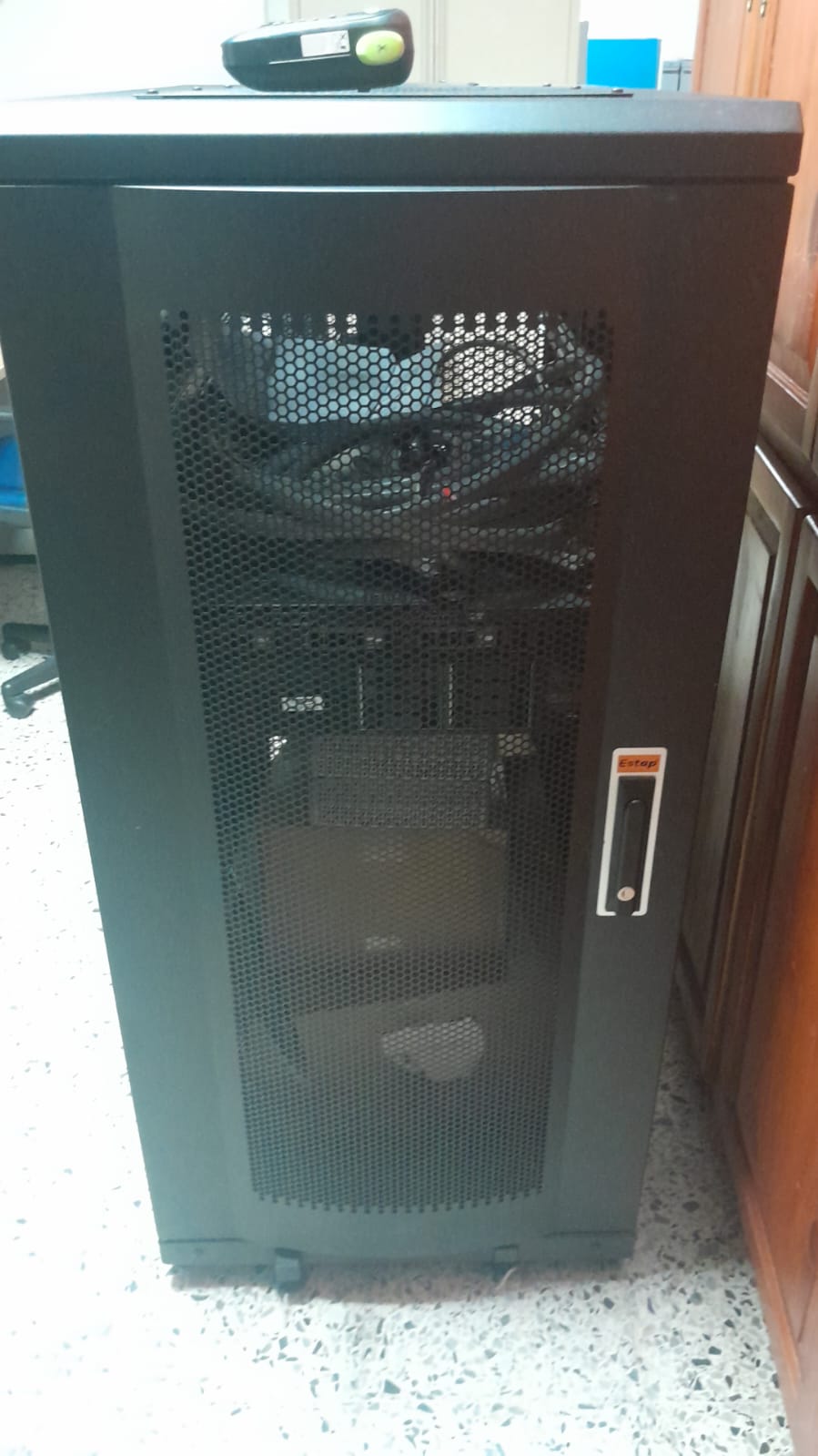 equipos profesionales - Venta de Rack para servidores 1