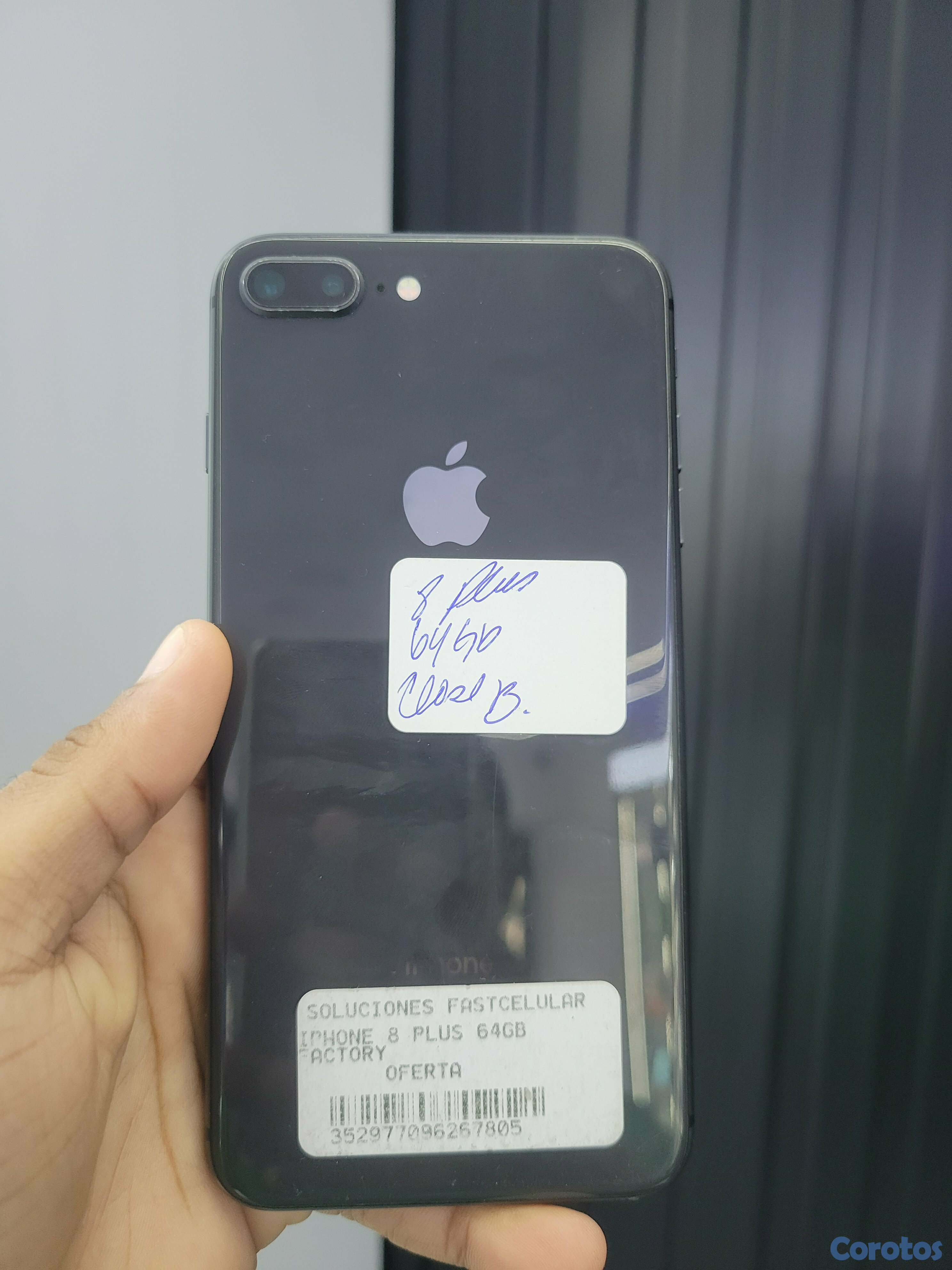 celulares y tabletas - iPhone 8 plus de 64gb  1