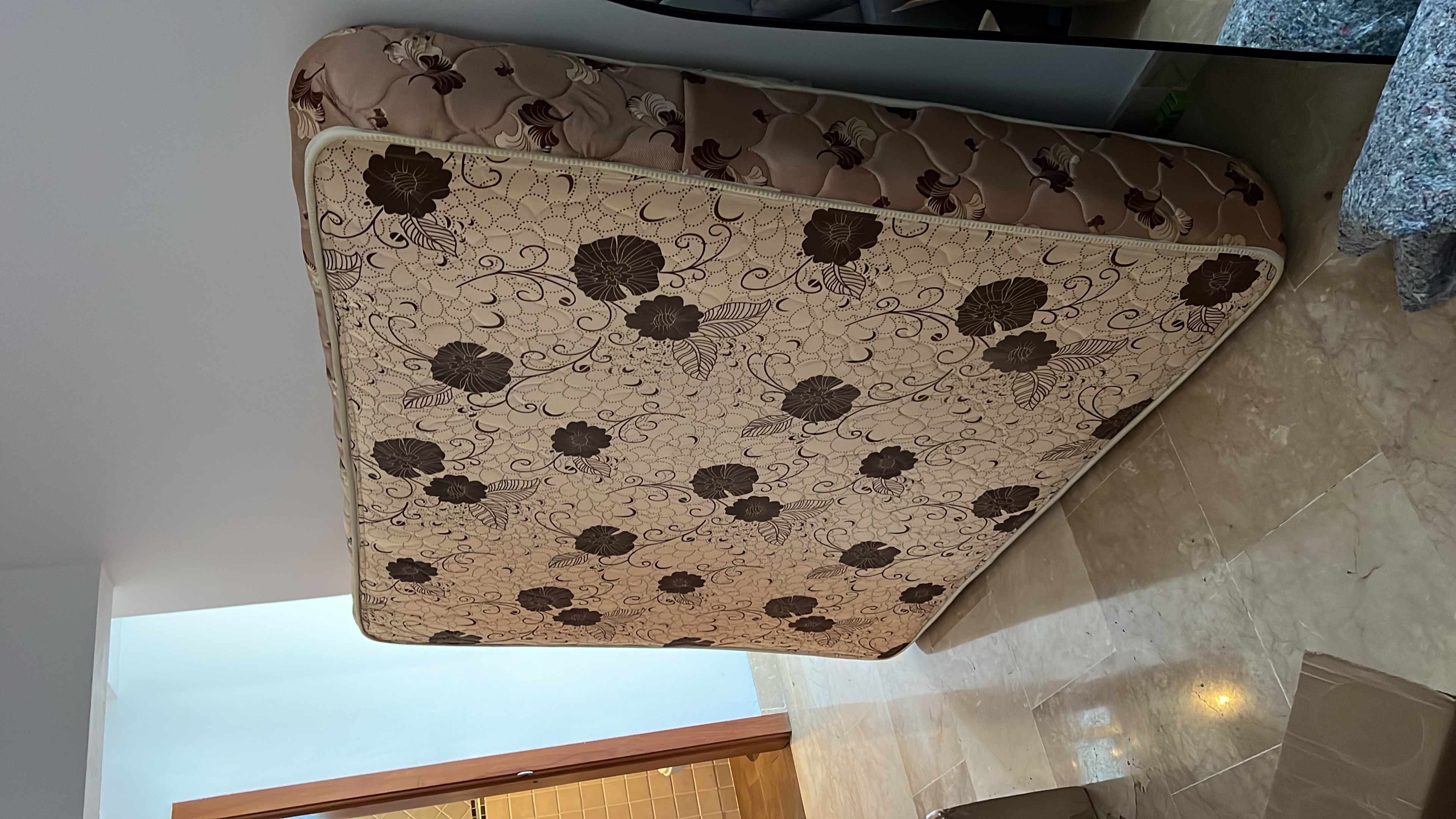 muebles y colchones - vendo cama y colchon con 3 meses de uso 1