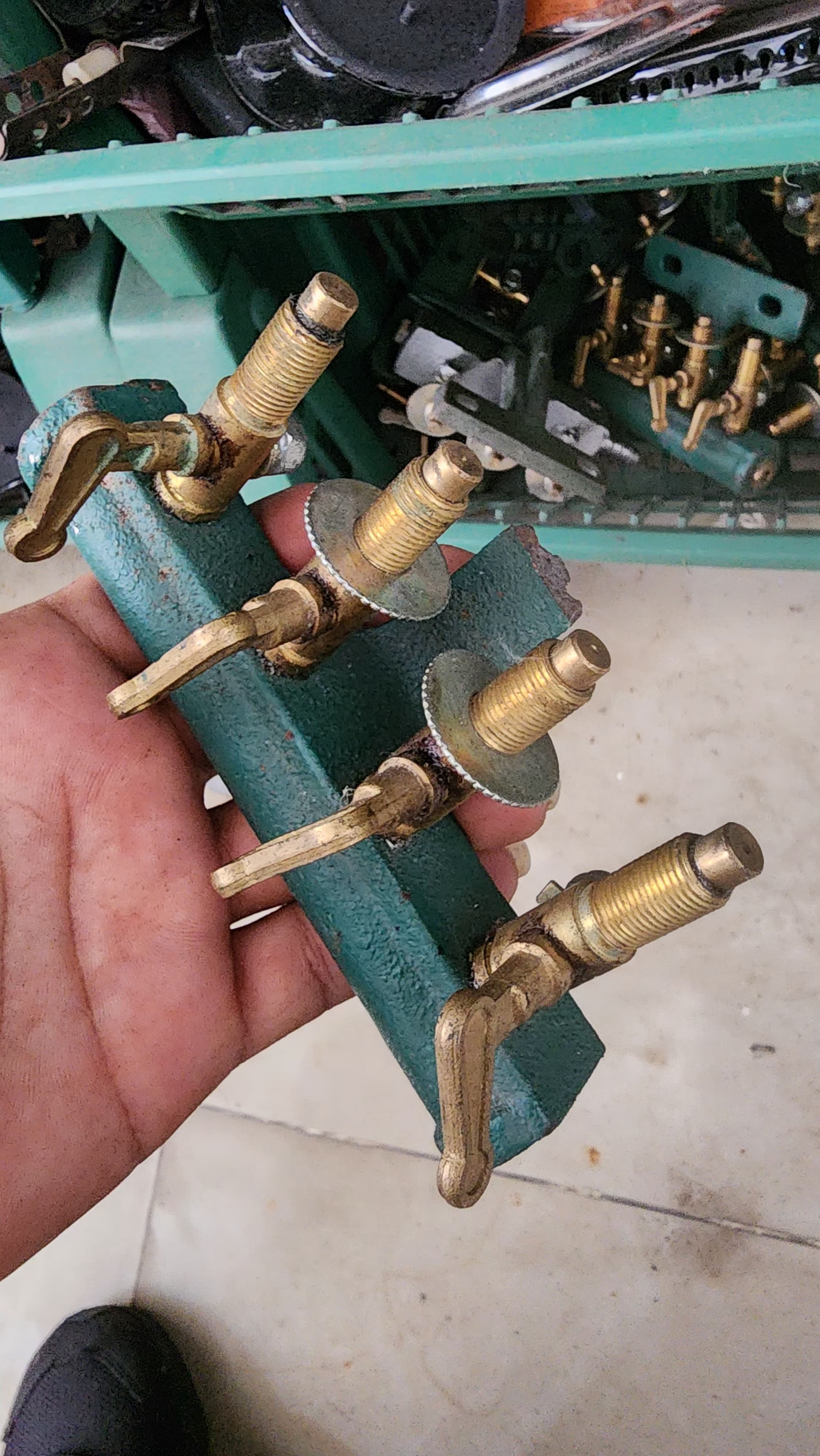 cocina - llave Quemadores p30 Originales nuevos, tenemos disponibles y los quemadores 