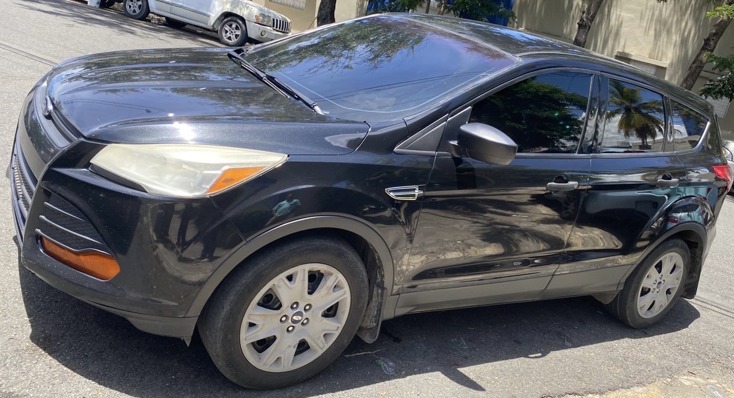 jeepetas y camionetas - FORD ESCAPE 2015 1