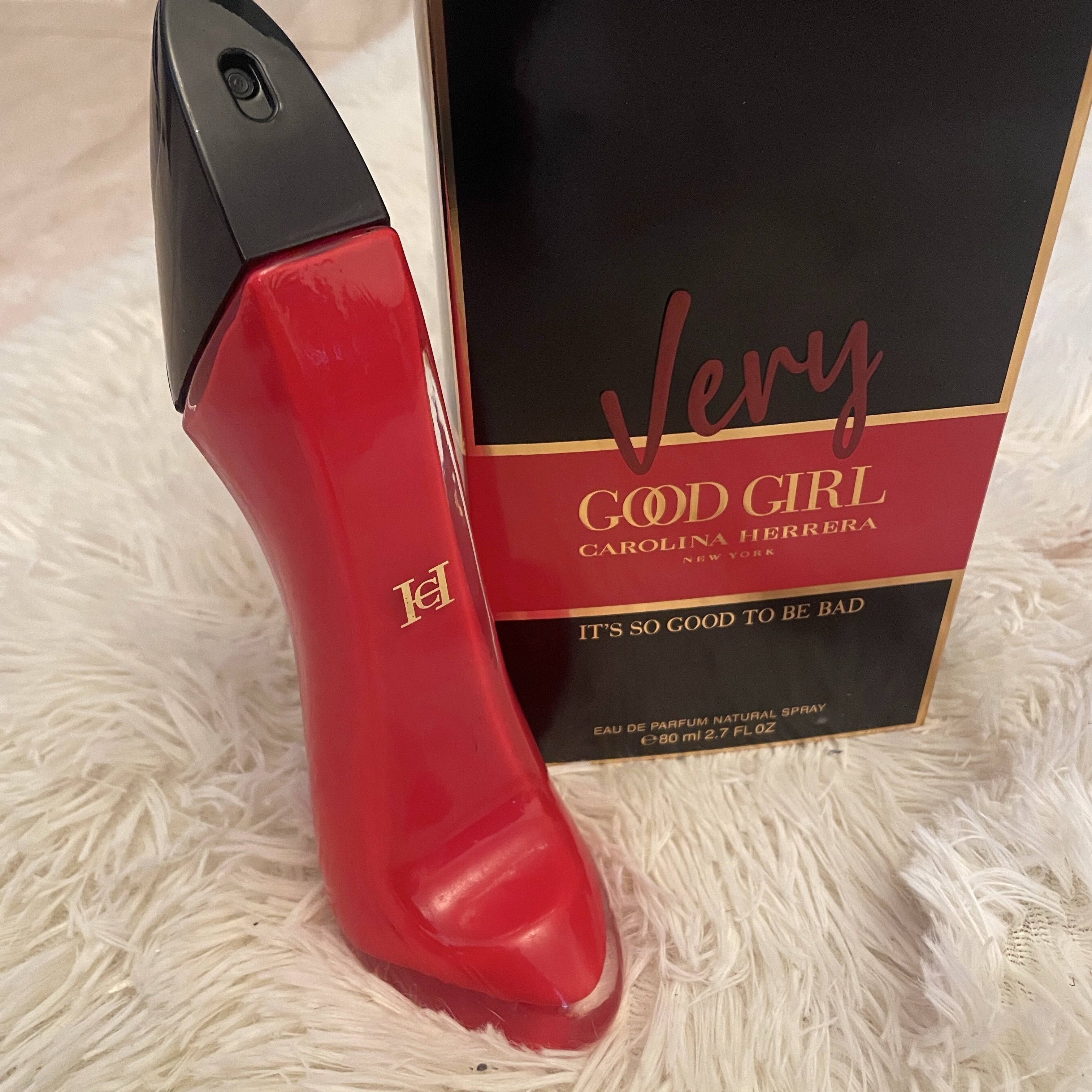 salud y belleza - perfume de mujer very good girl 1