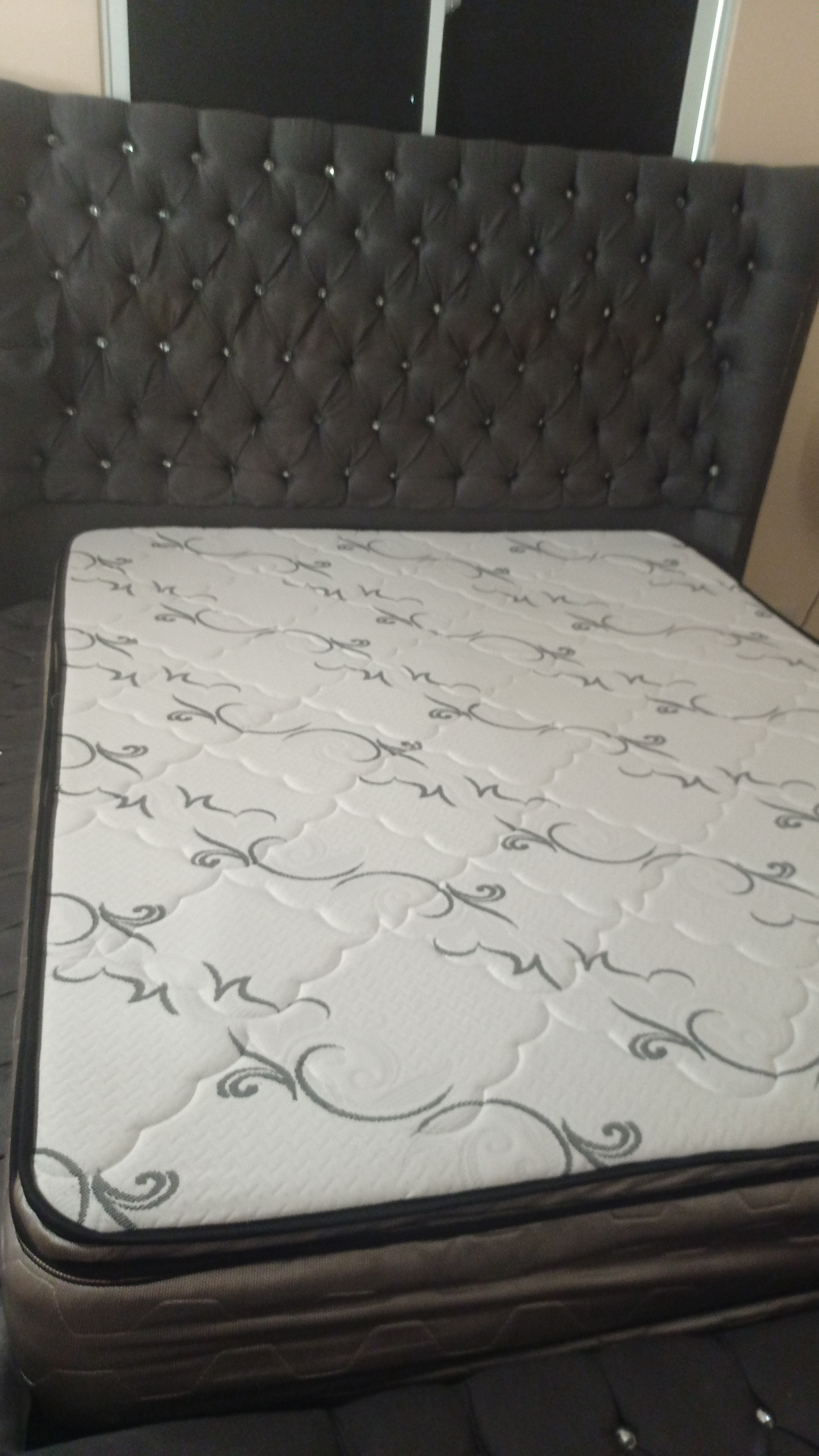 muebles y colchones - cama circular de king 0