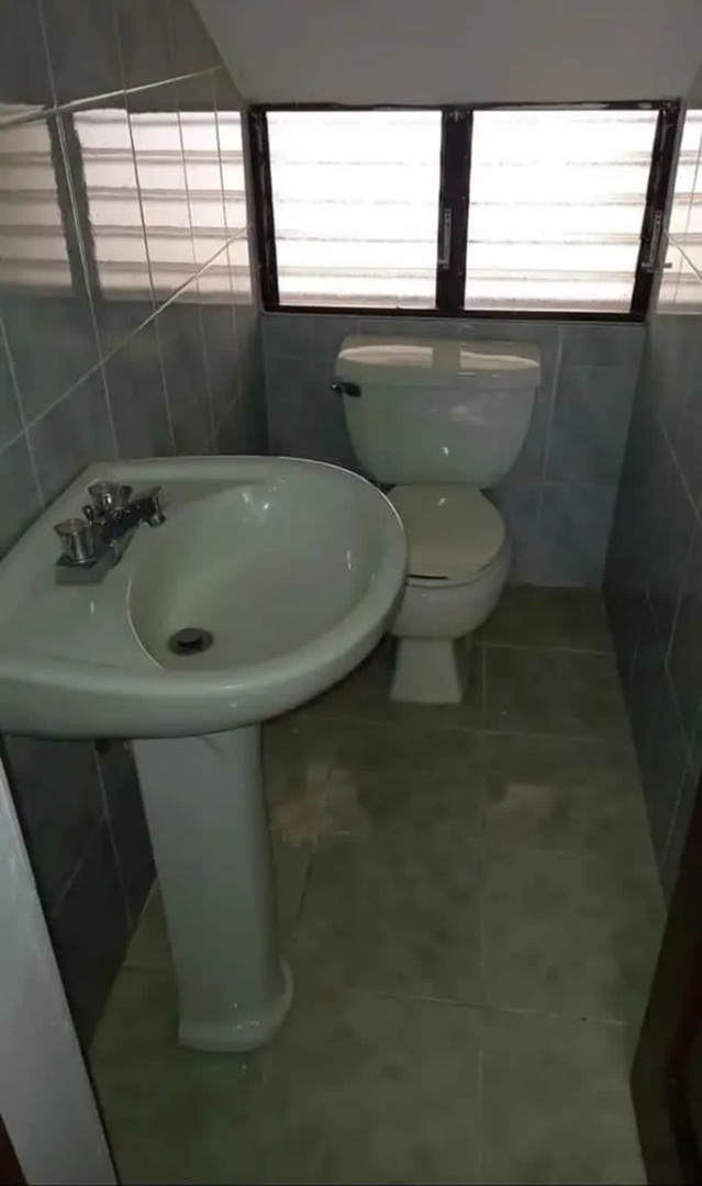 casas - CASA EN VENTA EN SANTIAGO DE LOS CABALLEROS  6