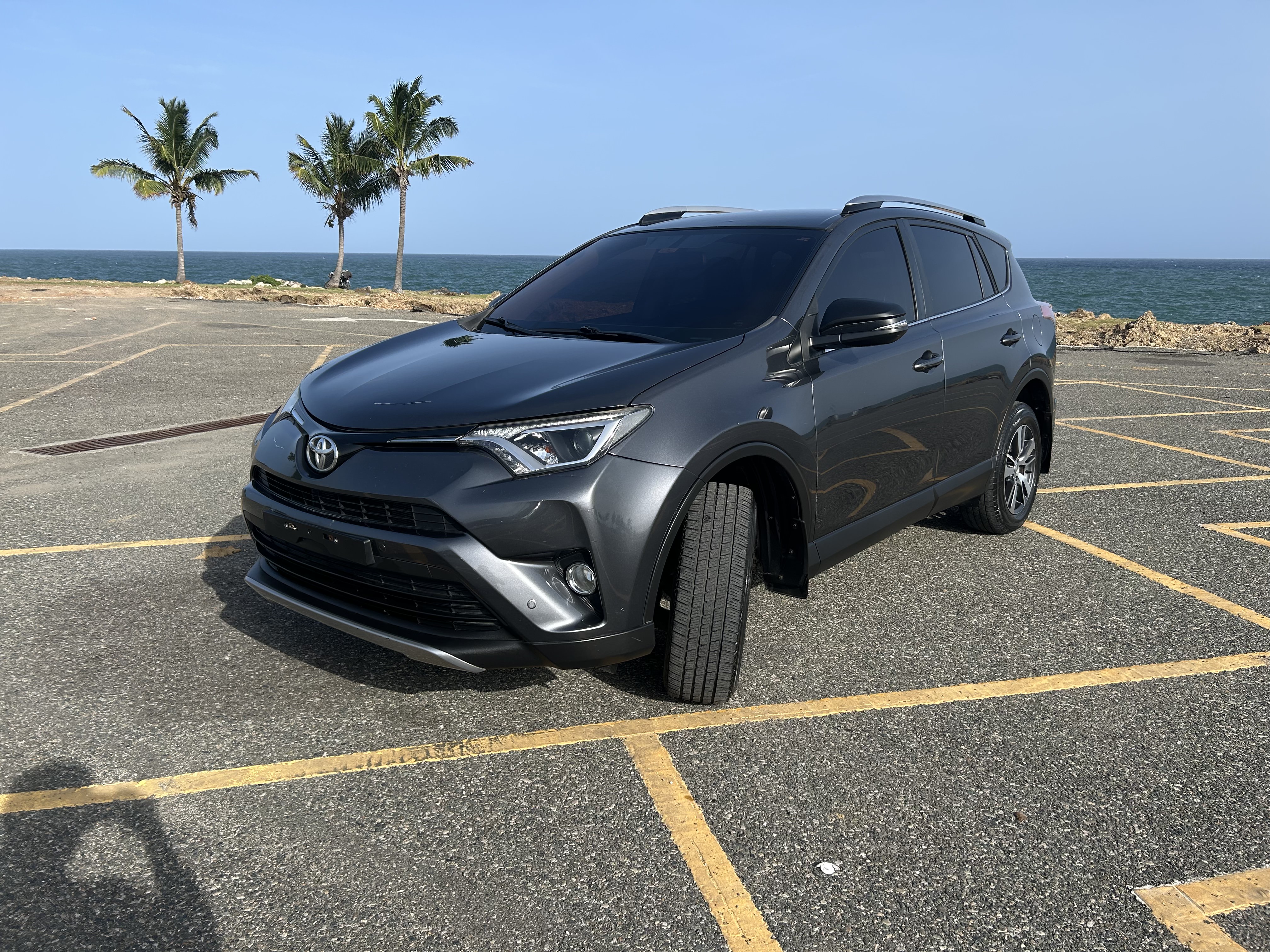 jeepetas y camionetas - Toyota Rav4 2017 • 80,644 km 3