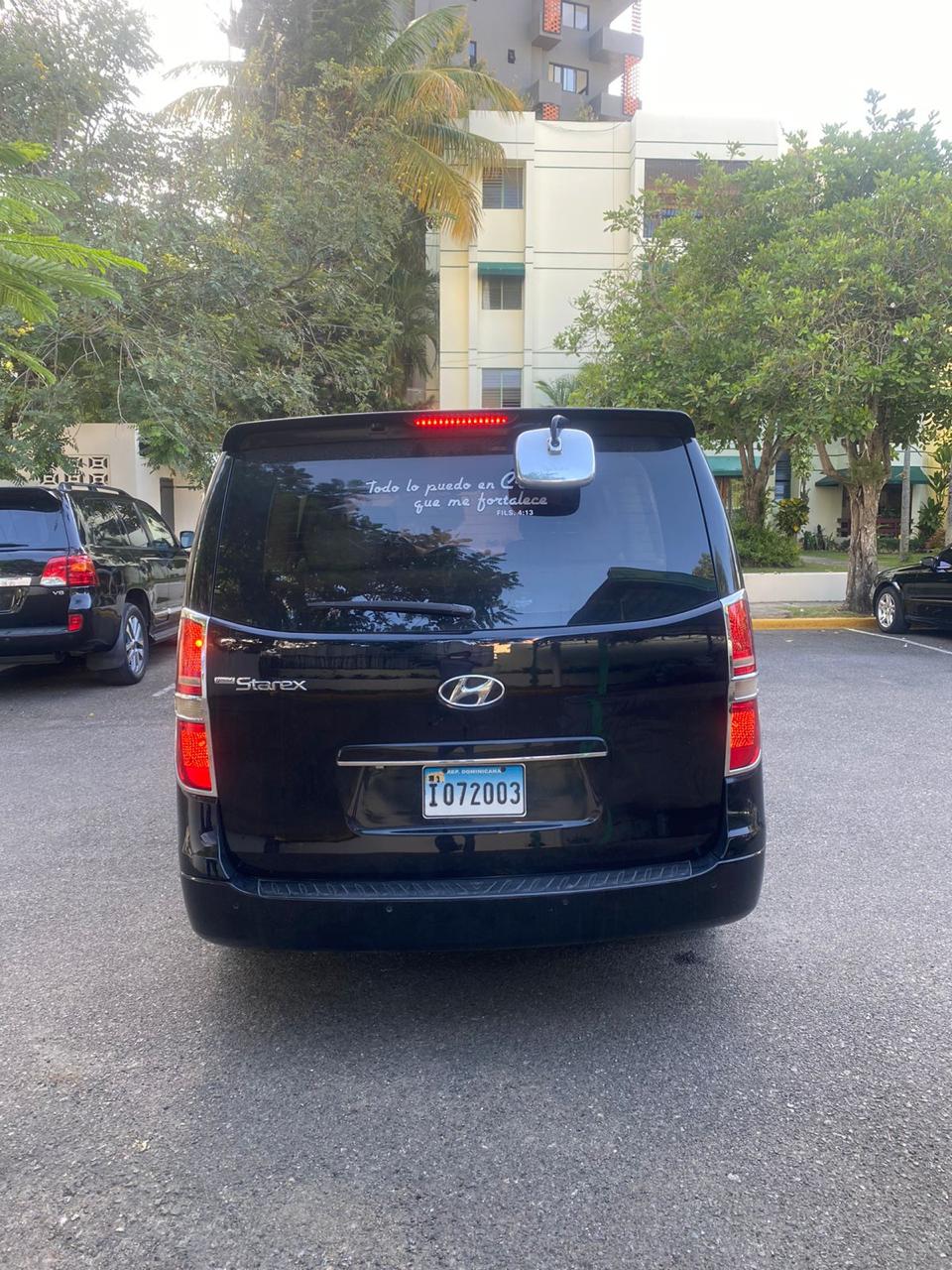 otros vehiculos - Hyundai Starex GDI 2010 0