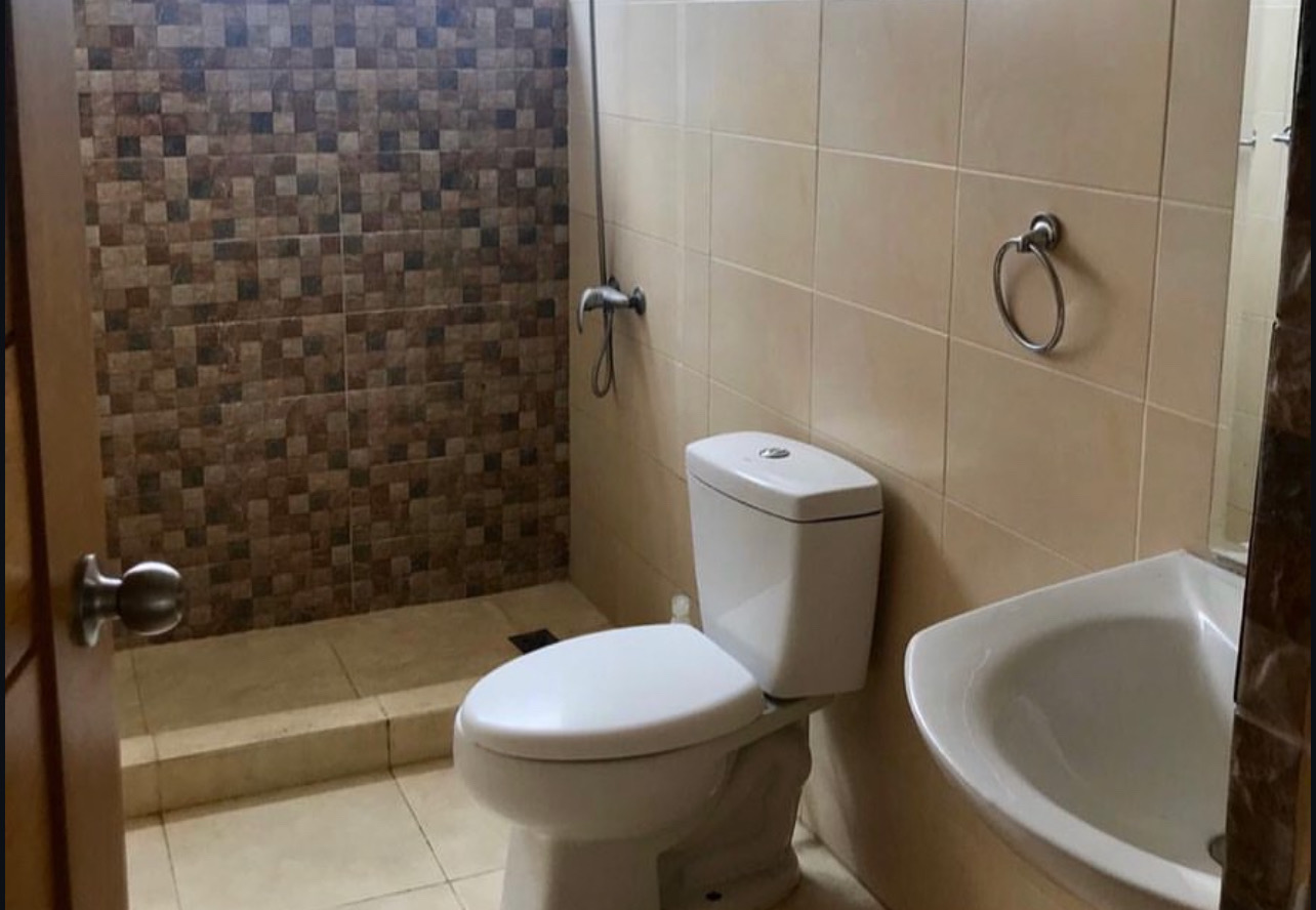 apartamentos - ALQUILO APTO EN ARROYO HONDO VIEJO FRENTE AL SUPER NACIONAL  (el nuevo) 2