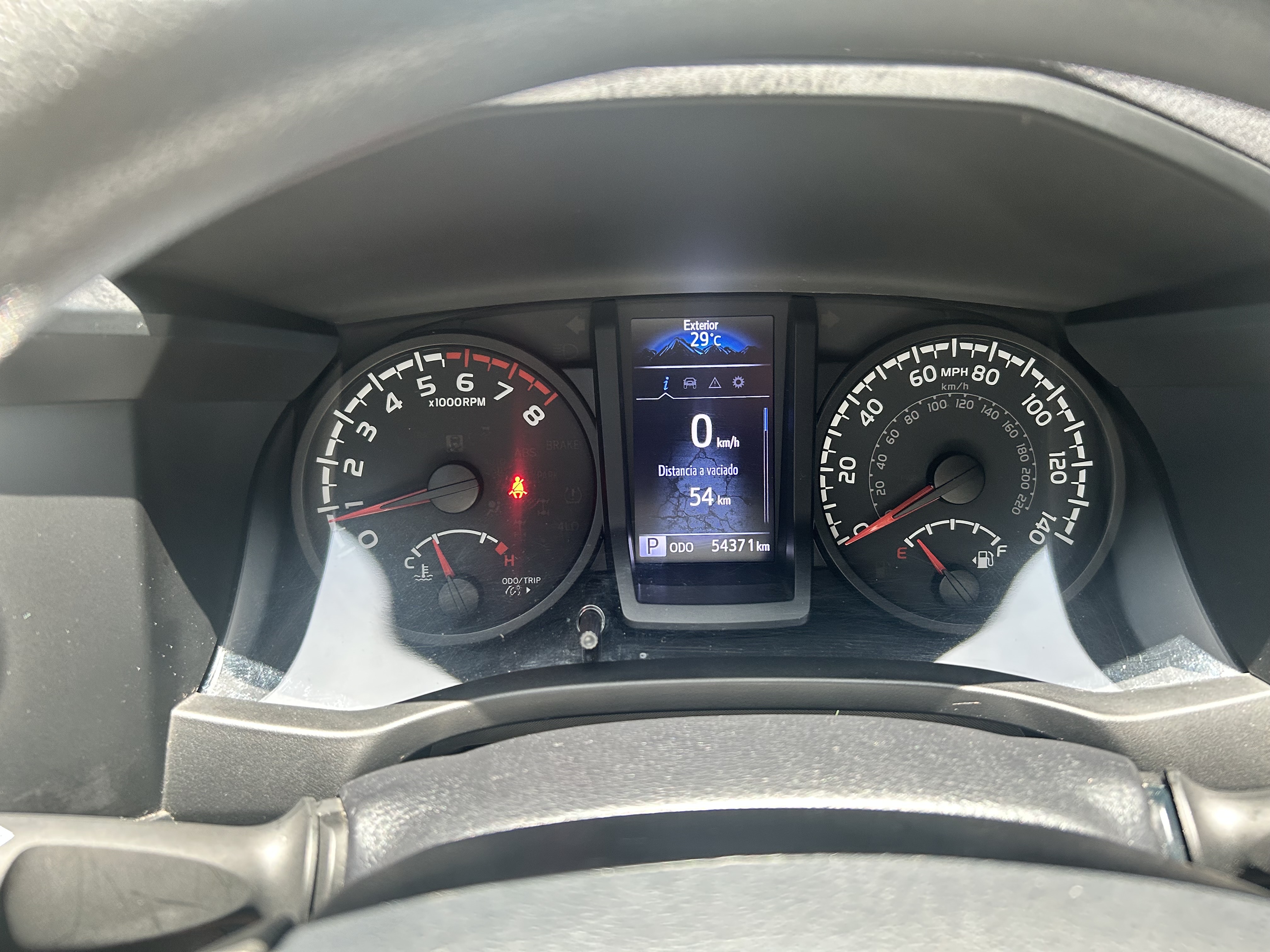 jeepetas y camionetas - Vendo toyota tacoma SR 4x2 2020 7