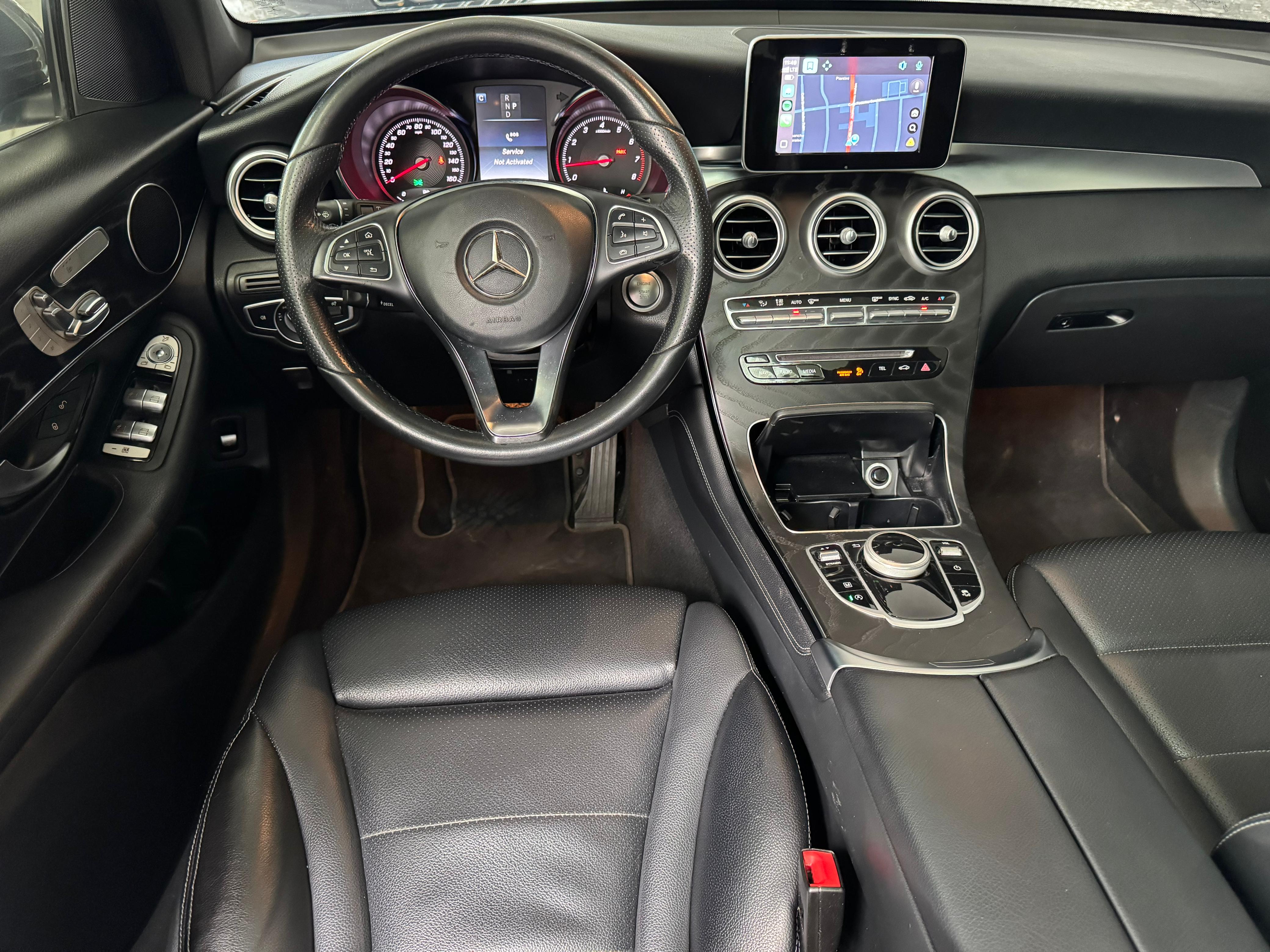 jeepetas y camionetas - Mercedes Benz GLC 300 2018 6