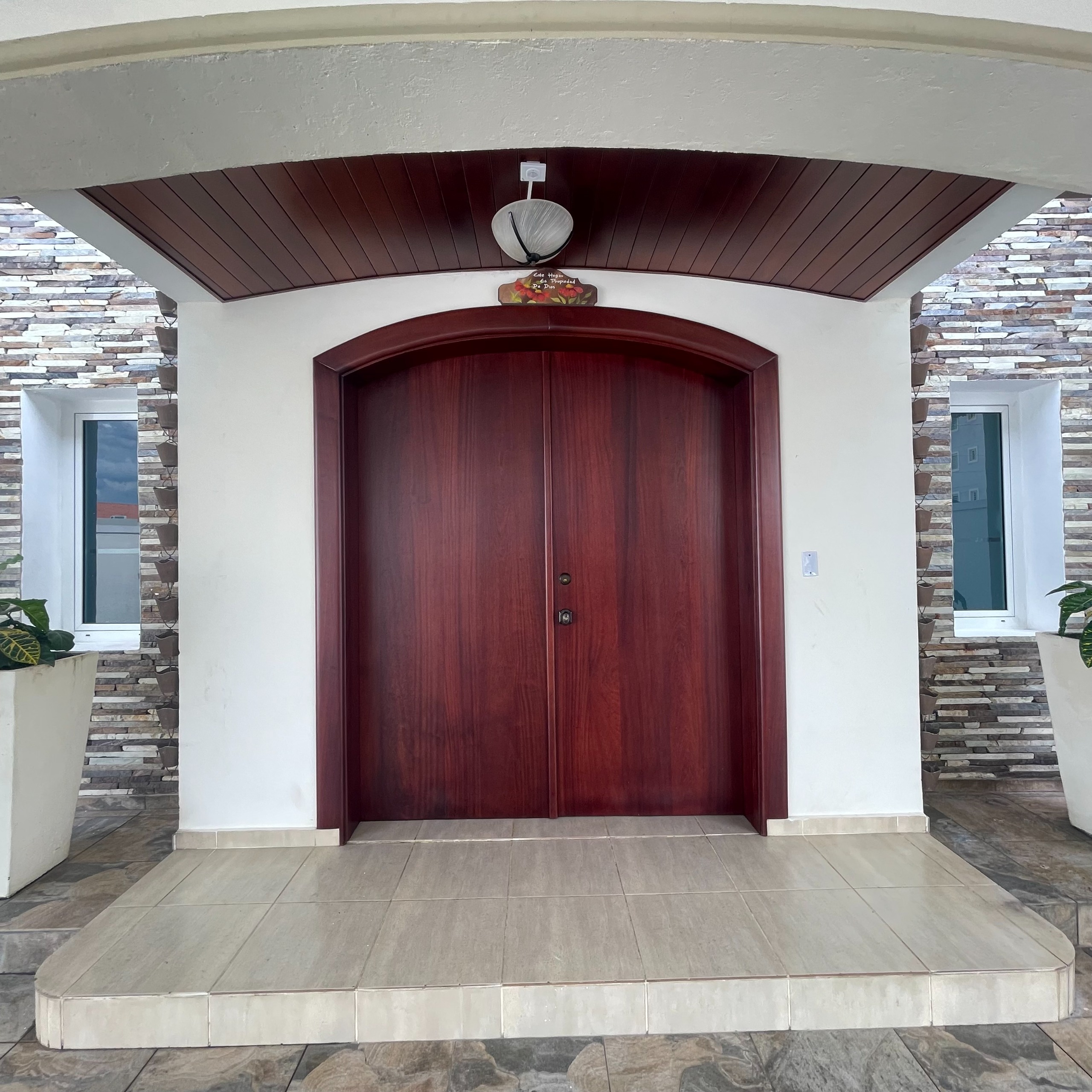 casas - Casa Moderna en los Cerros de Gurabo Tercero
Precio Negociable 1
