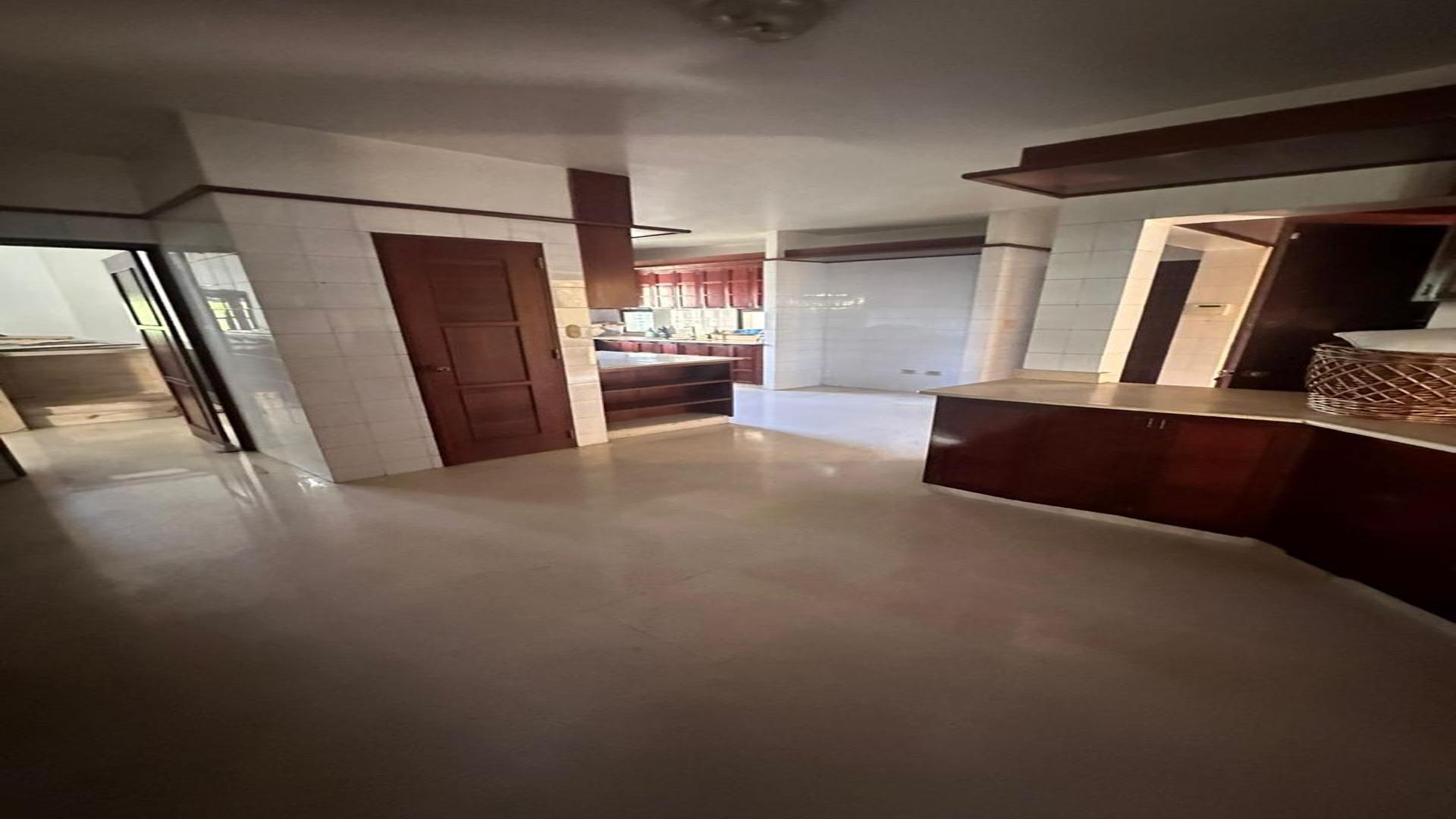 casas - Casa en venta con amplio terreno en Arroyo Hondo 6