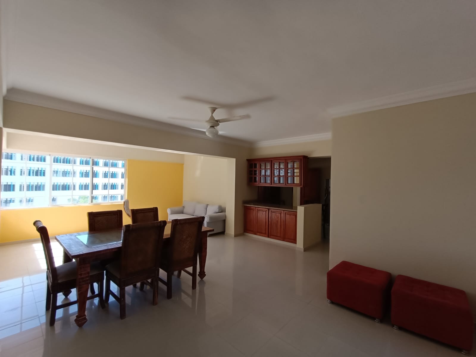 apartamentos - Apto en la Esperilla, RES. ESCORIAL X, AV. BOLIVAR, 170 Mts.2, 2 HABS.,  frente  3