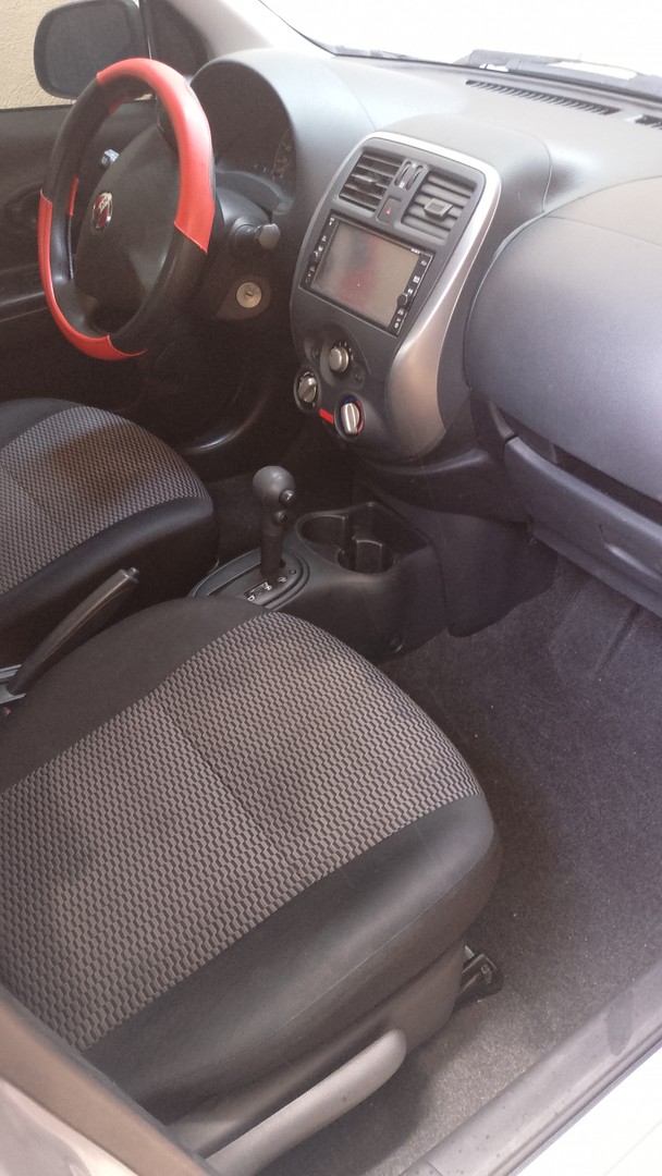 carros - Se vende Nissan March 2019  8