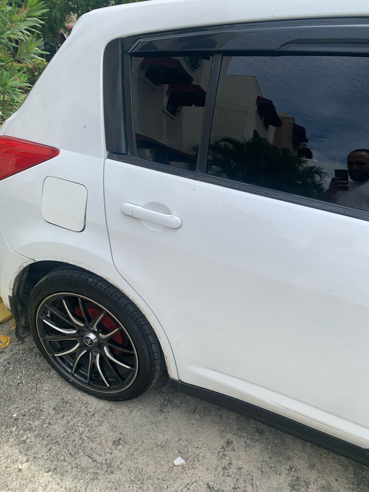 carros - Nissan Versa 12 4