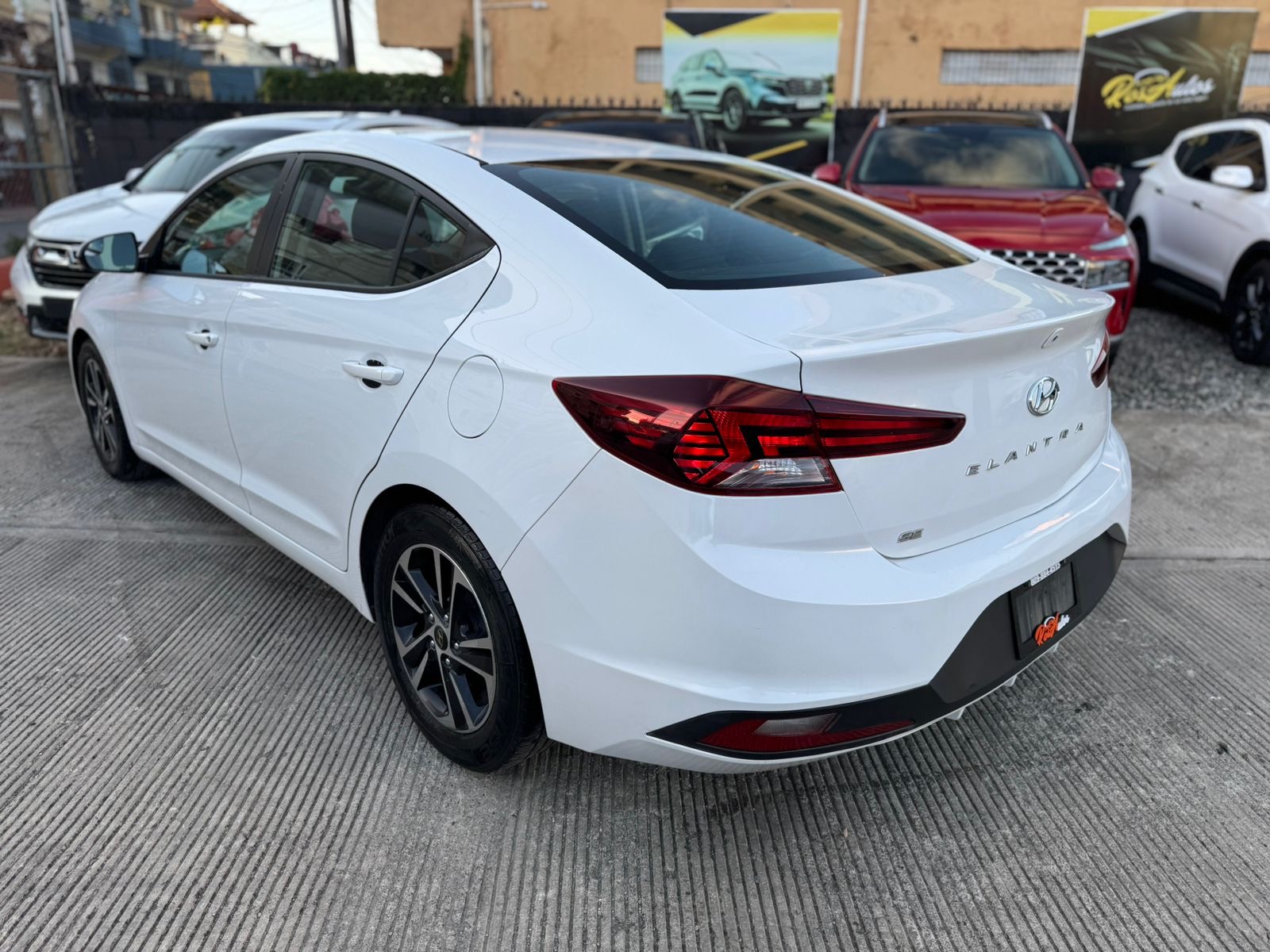 carros - Hyundai Elantra SE 2019  3