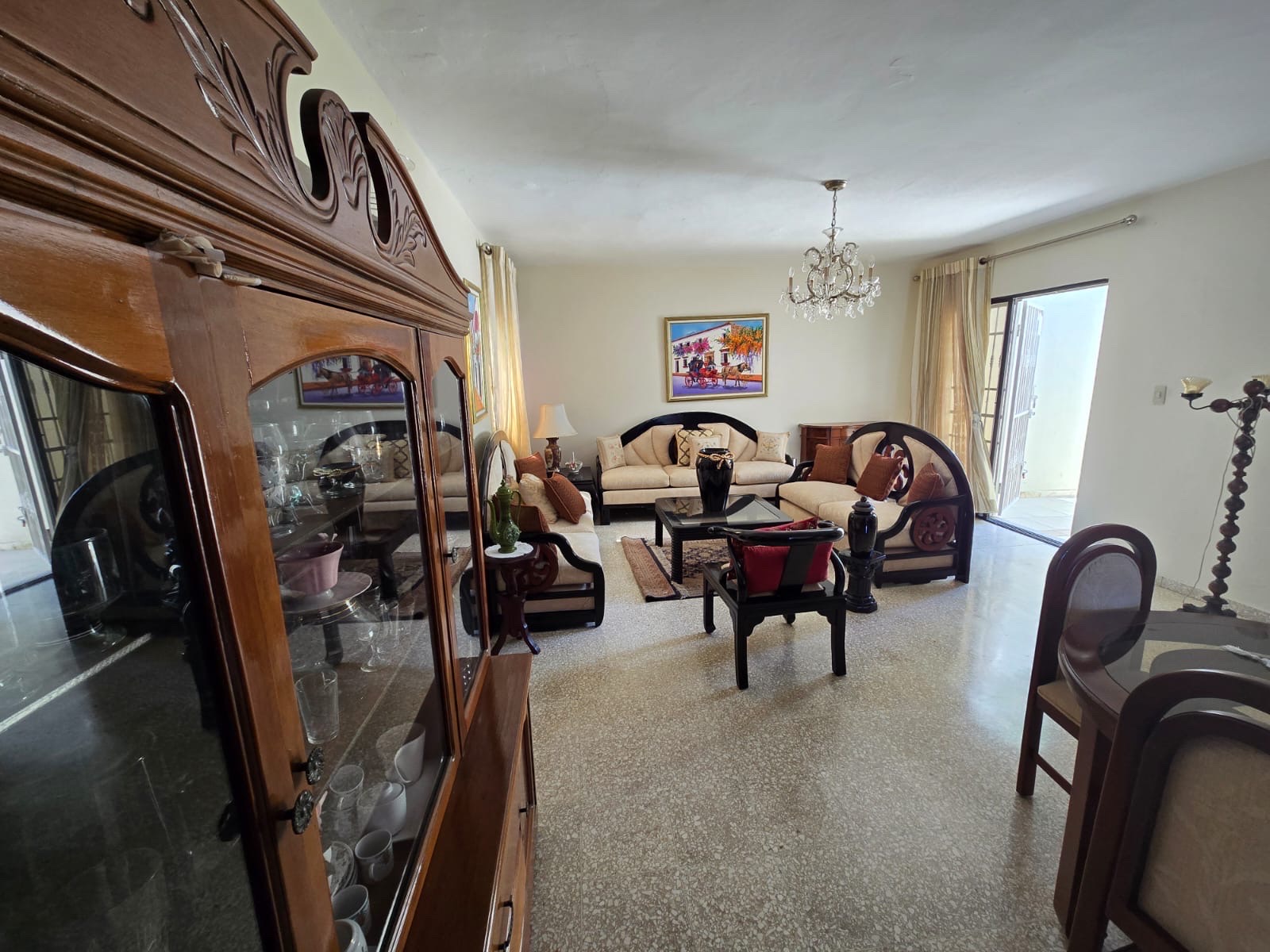 casas - Vendo hermosa casa en Residencial céntrico y tranquilo 9