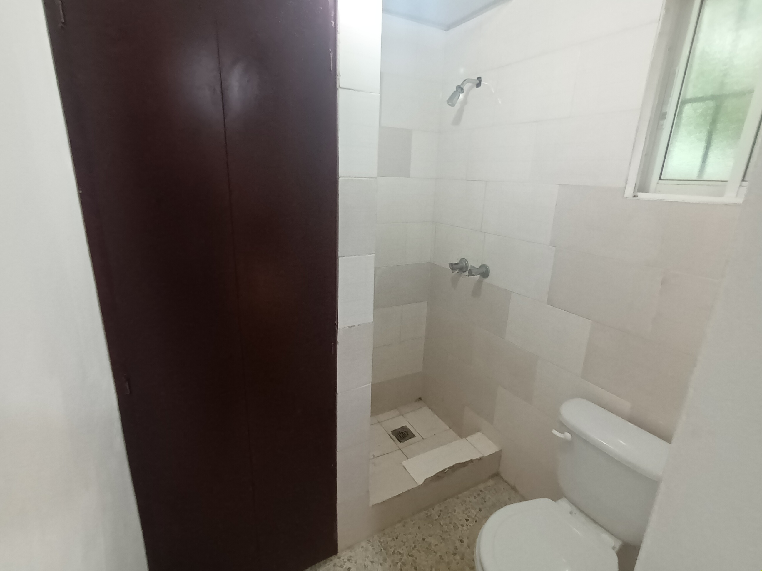 habitaciones y viviendas compartidas - habitaciones en alquiler en apartamento gazcue solo chicas  8