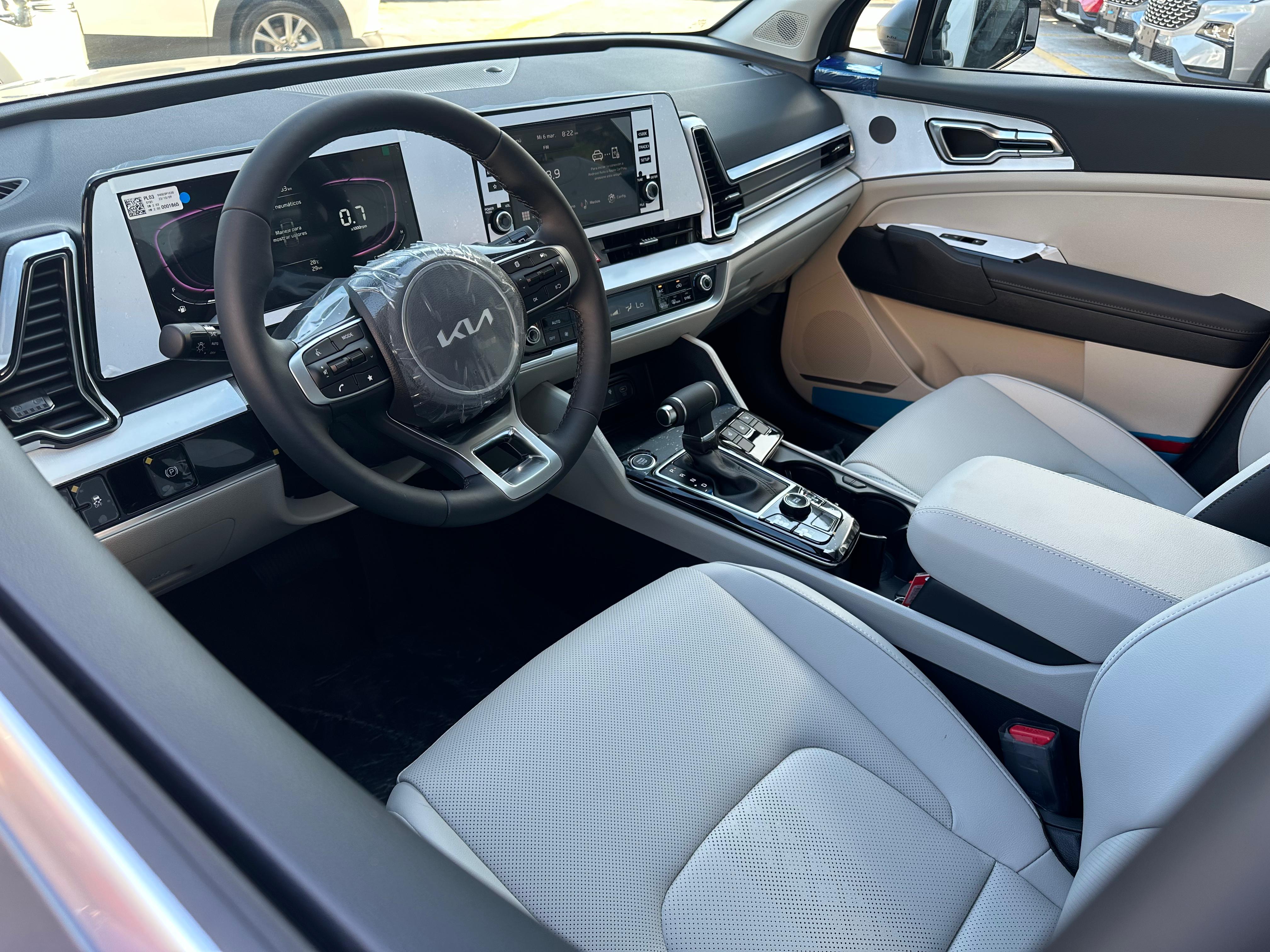 jeepetas y camionetas - KIA SPORTAGE LUXURY 2025 3