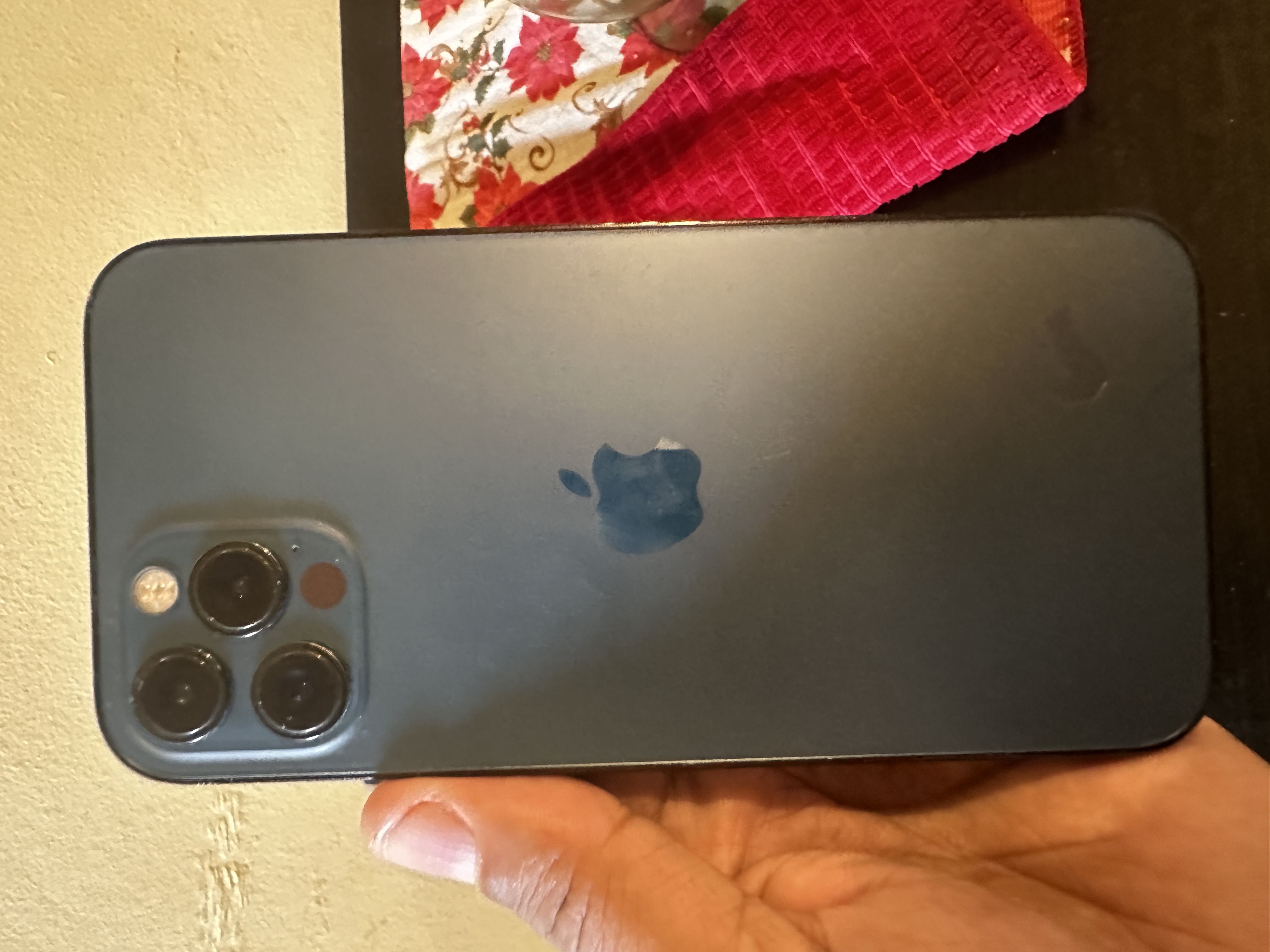 celulares y tabletas - iPhone 12 Pro, 128 GB 0