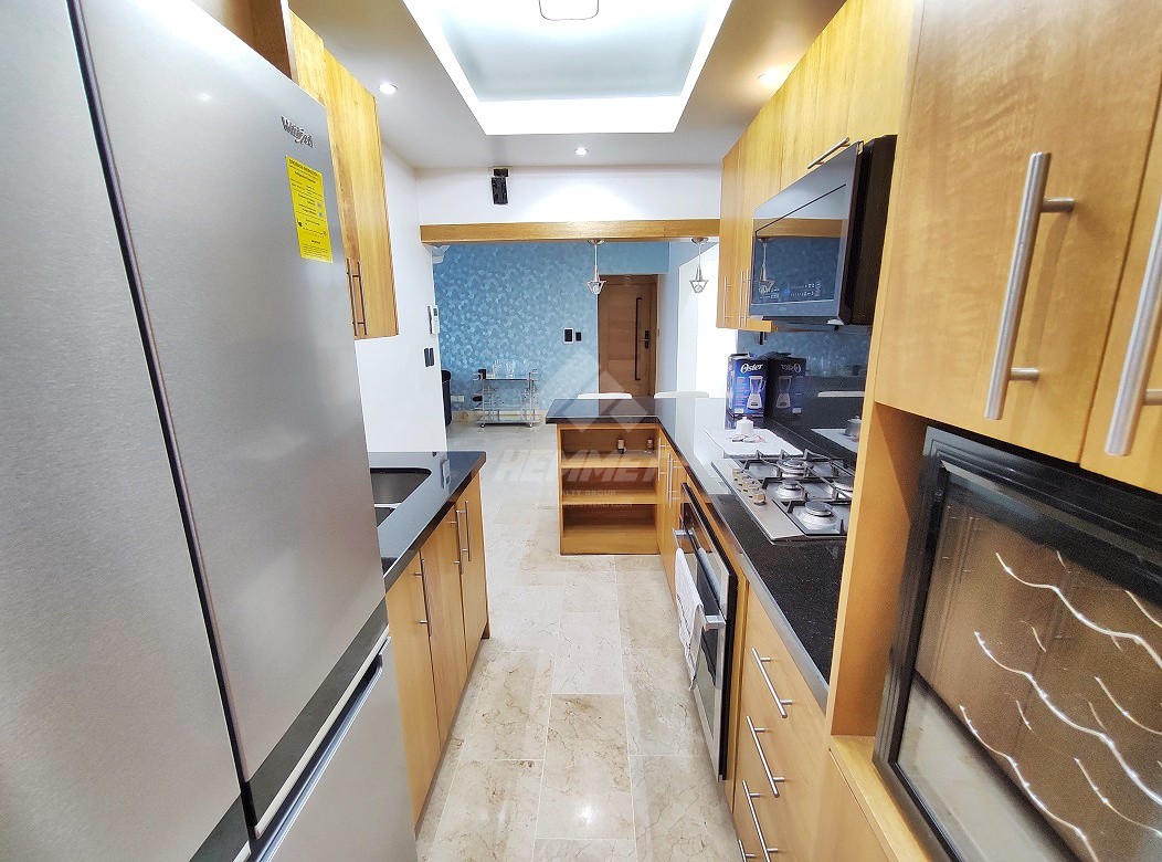 apartamentos - PISO ALTO AMUEBLADO CON TERRAZA PRIVADA Y PISCINA AREA MONUMENTAL SANTIAGO  7