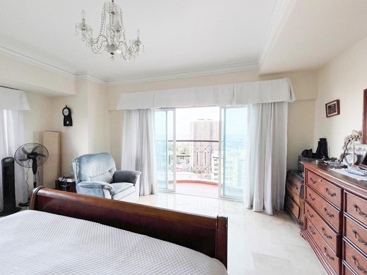 apartamentos - Alquiler de Apartamento Amueblado en La Esperilla 2