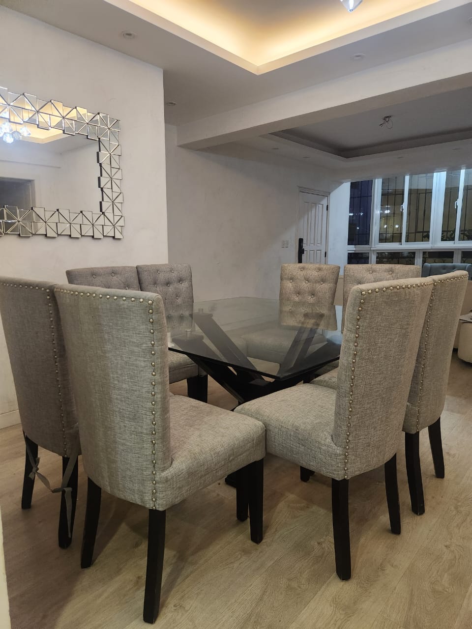 muebles y colchones - VENDO COMEDOR 8 SILLAS 1