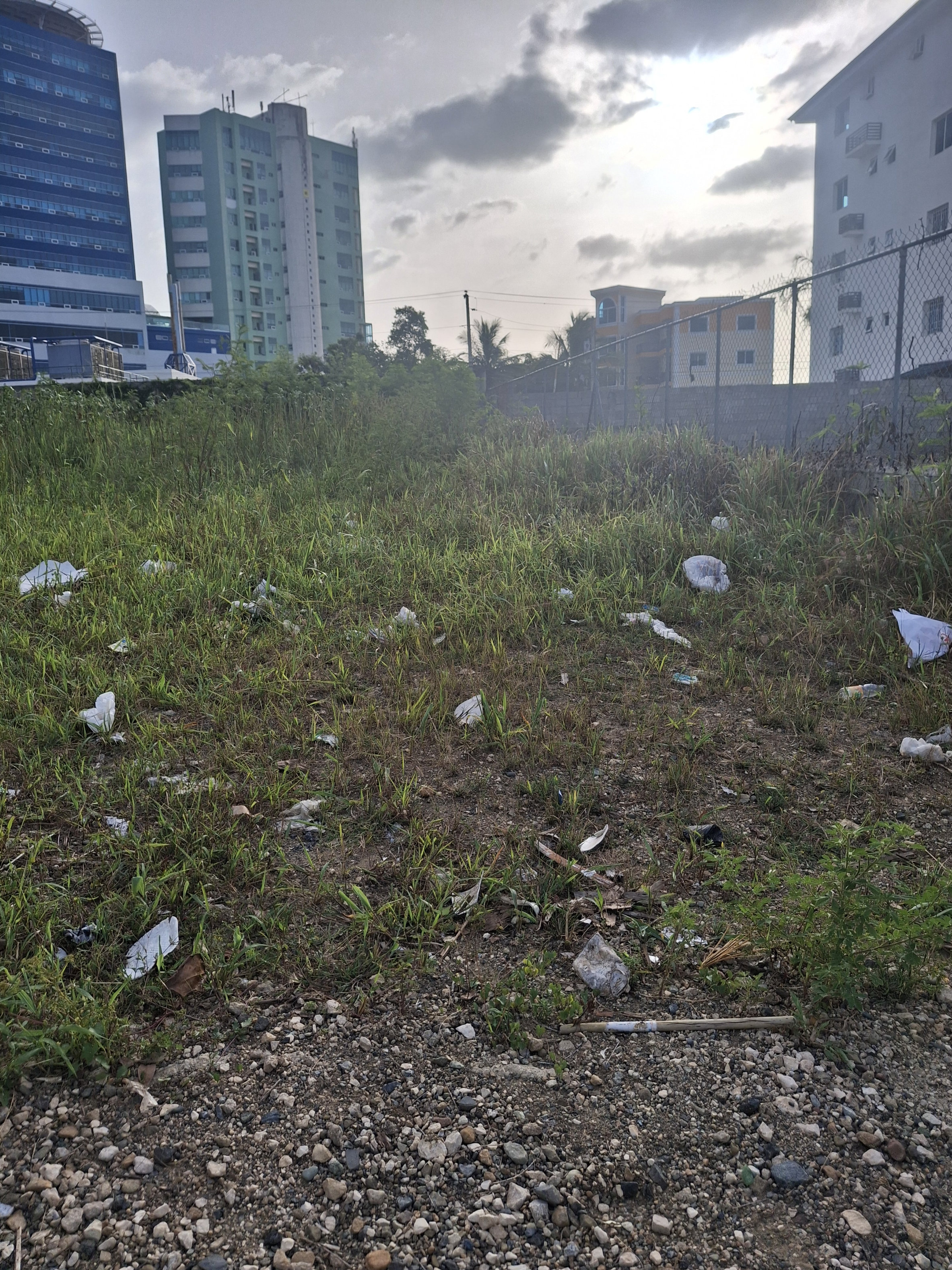 solares y terrenos - 426 M2 de superficie,  sin intermediario  0