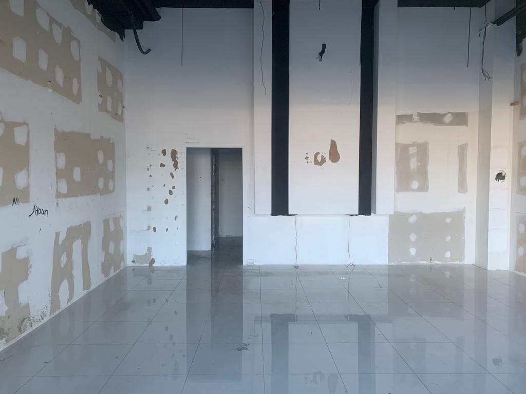 oficinas y locales comerciales - Local en primer nivel 3