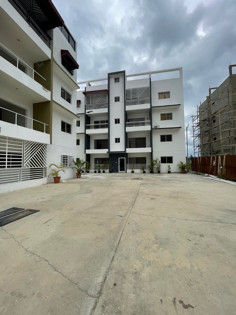 apartamentos - BOCA CHICA PRIMER PISO 20MIL
3 HAB 2 BAÑOS PARQUEO Y PATIO