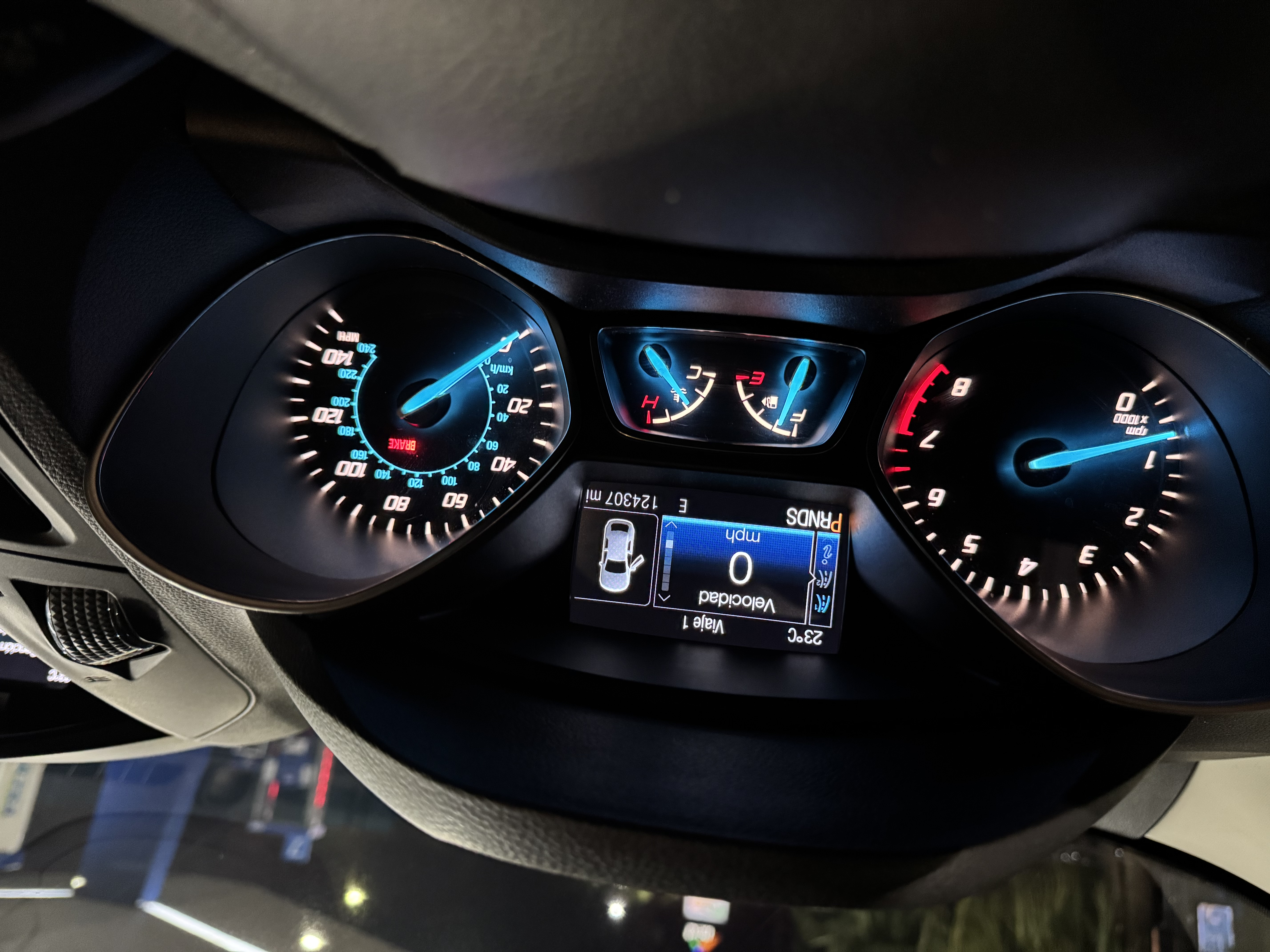 jeepetas y camionetas - Ford Escape 2016 Negociable 2