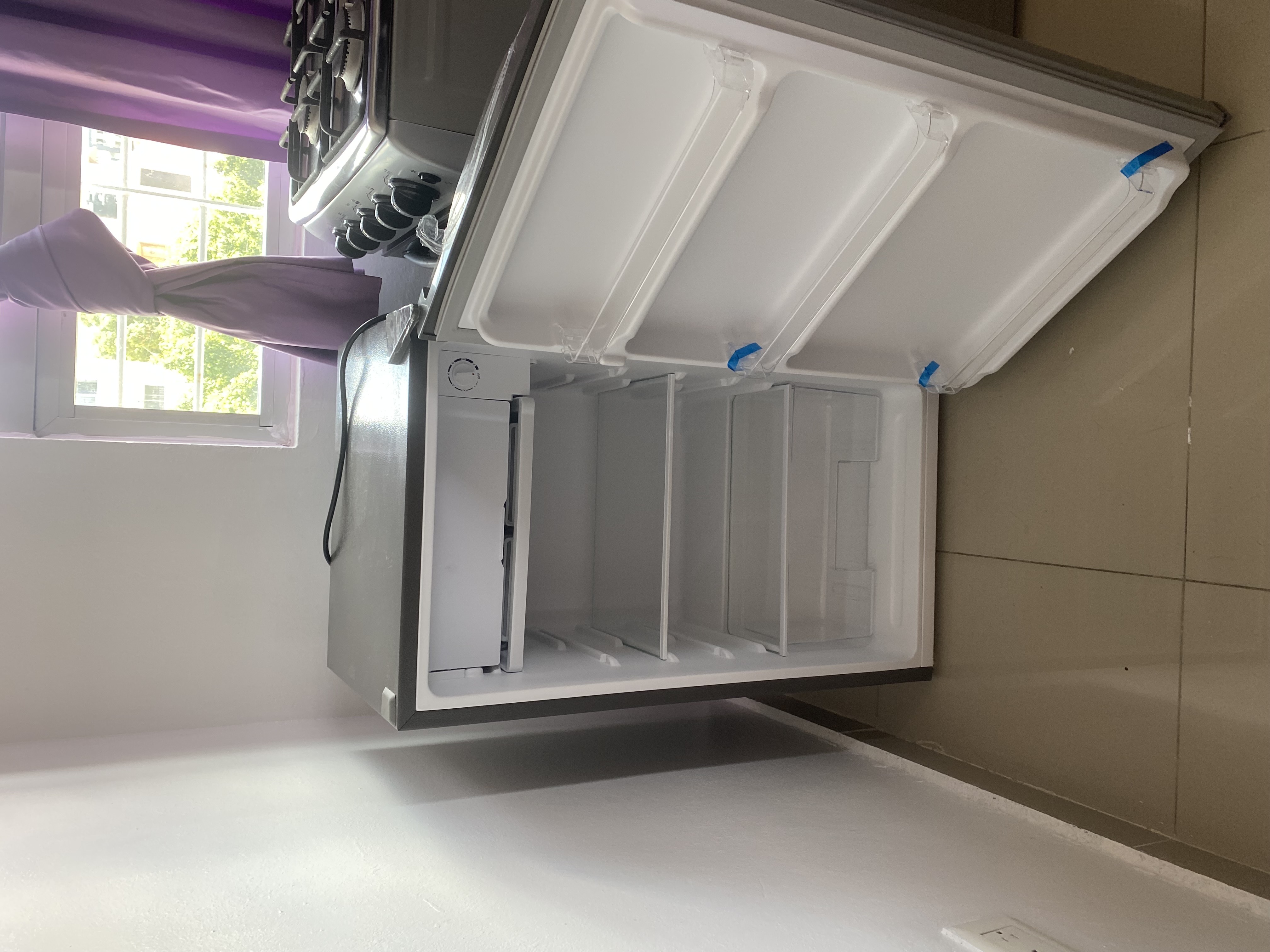 electrodomesticos - Nevera ejecutiva American 18’ 3.5 pies cubico NUEVA- LIGERAMENTE NEGOCIABLE 2
