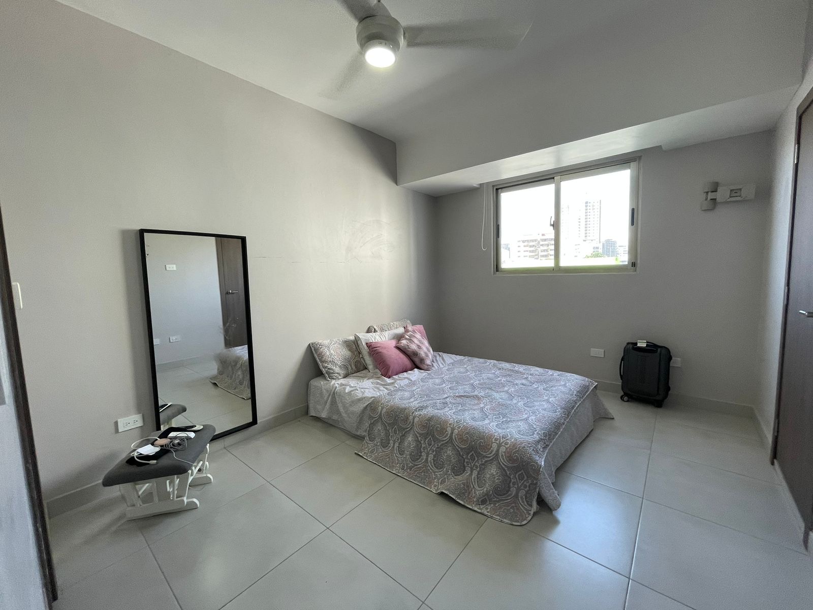 apartamentos - Vendo naco oportunidad dos habitaciones dos parque 7