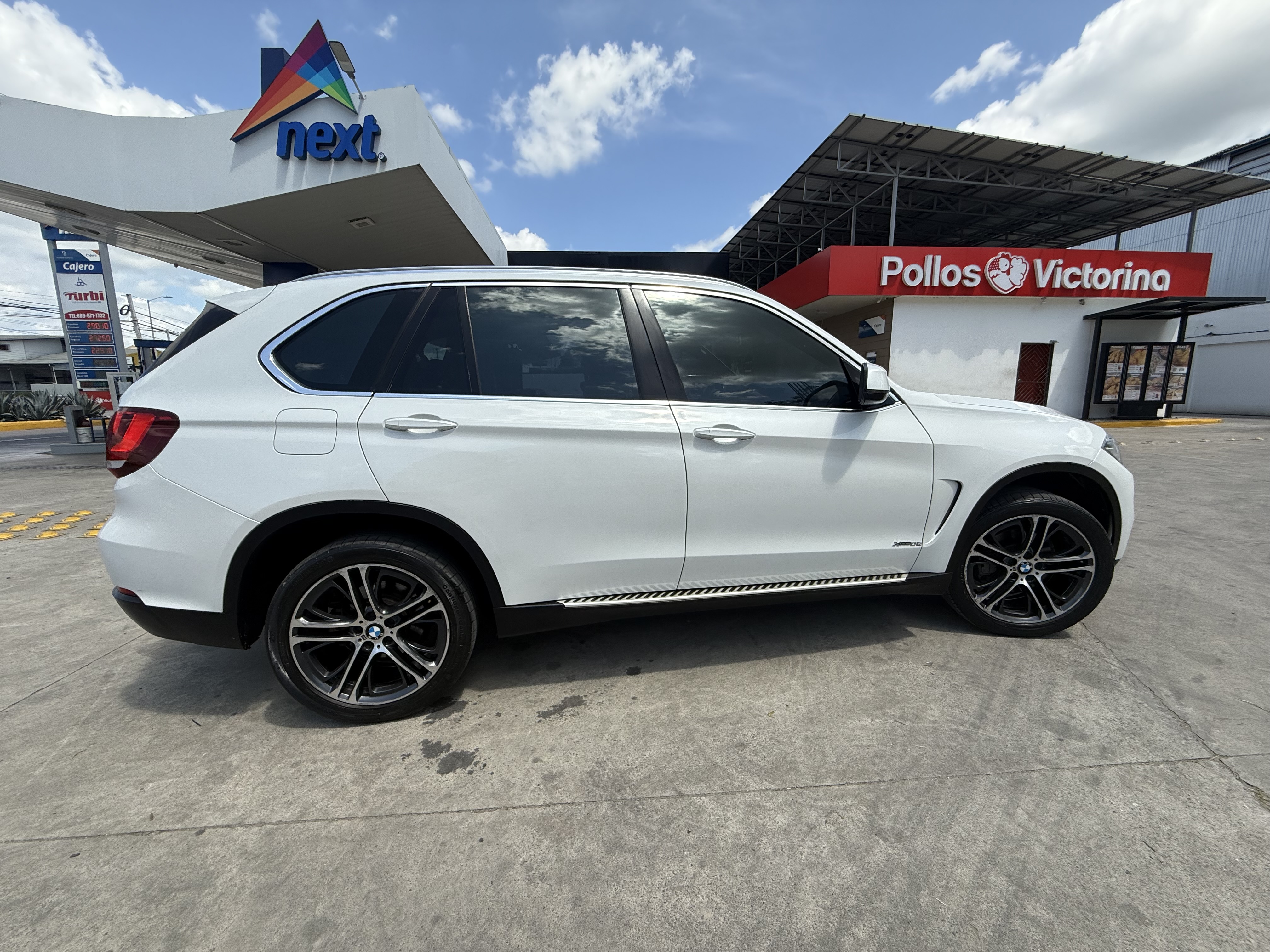 jeepetas y camionetas - Jeepeta bmw x5 diesel 2014 2