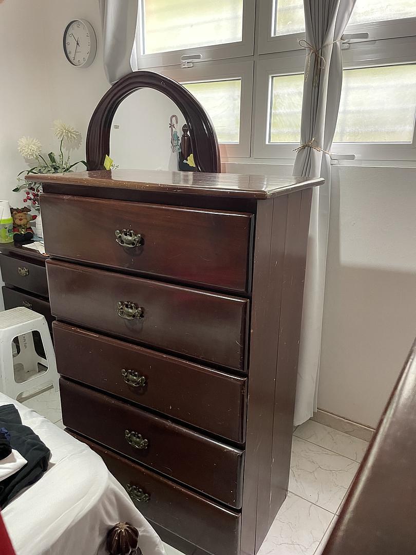 muebles y colchones - Gavetero 100% Caoba