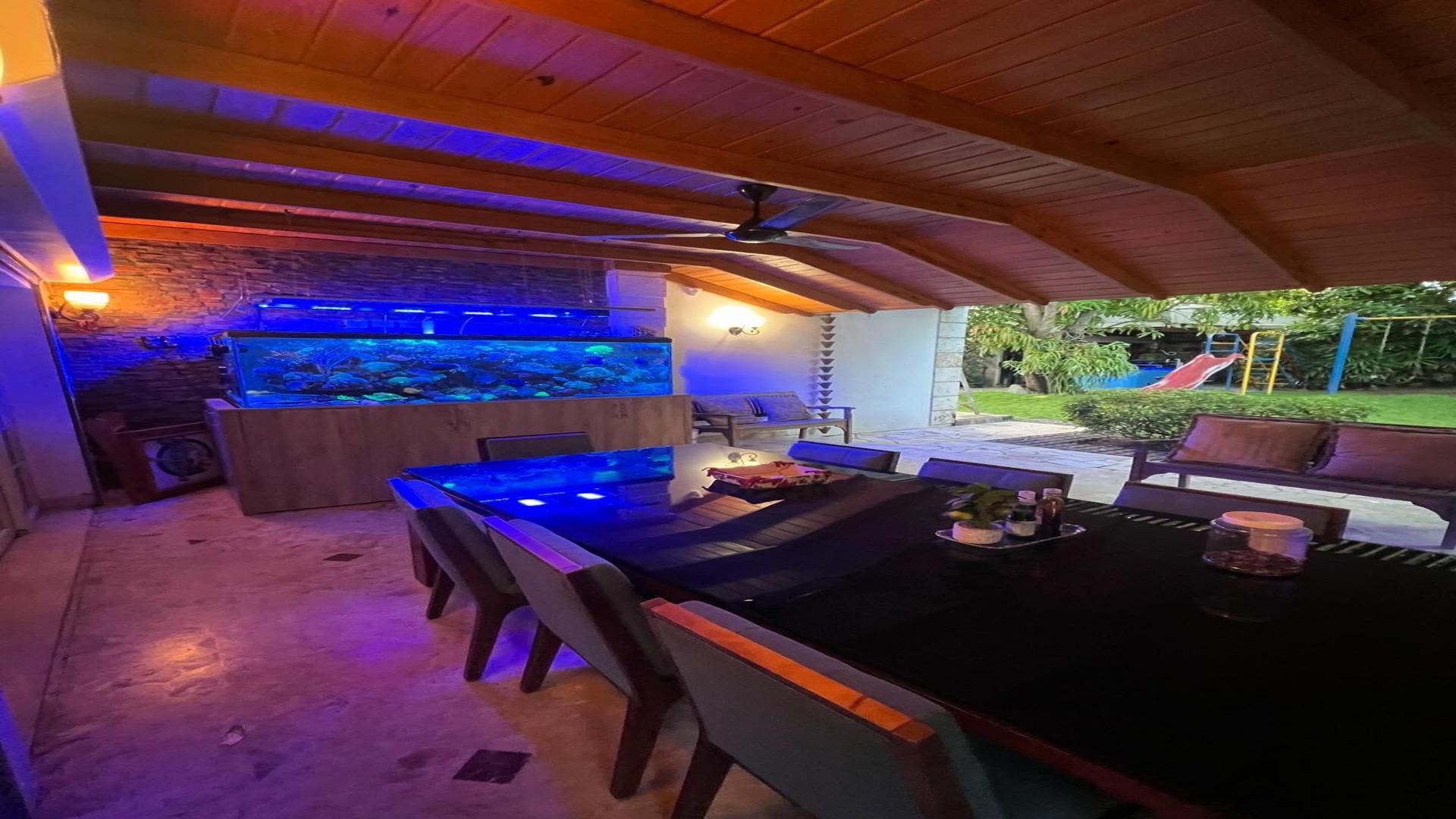 casas - US$650,000 vendo hermosa de lujo en Vista Hermosa, con 700mts de solar. 6