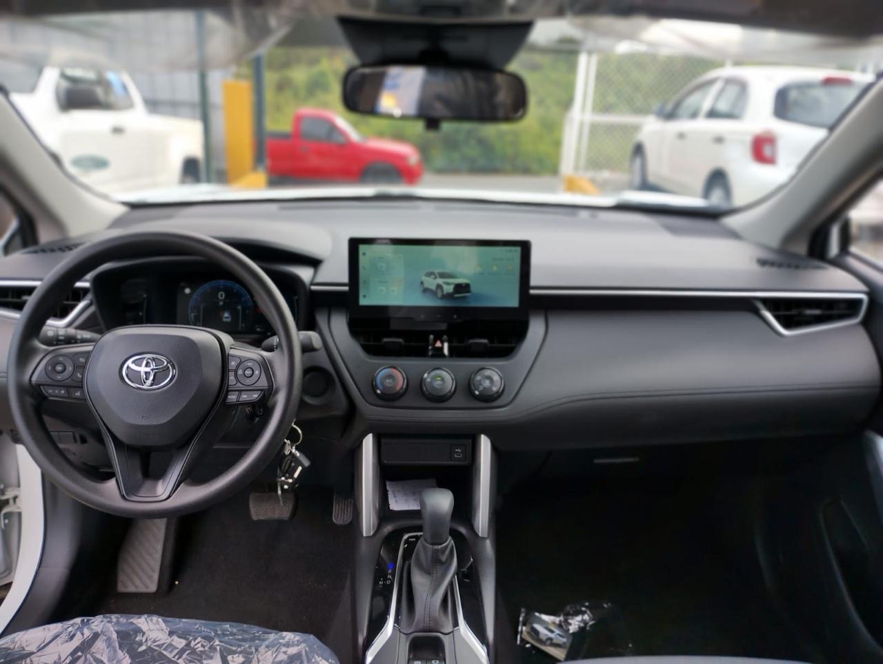 jeepetas y camionetas - COROLLA CROSS 2024 5